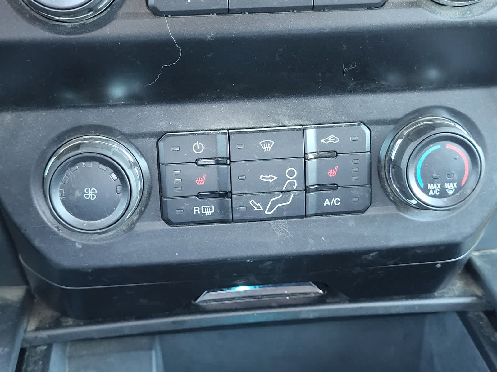 Thumbnail: 2021 Ford F-250 - 21