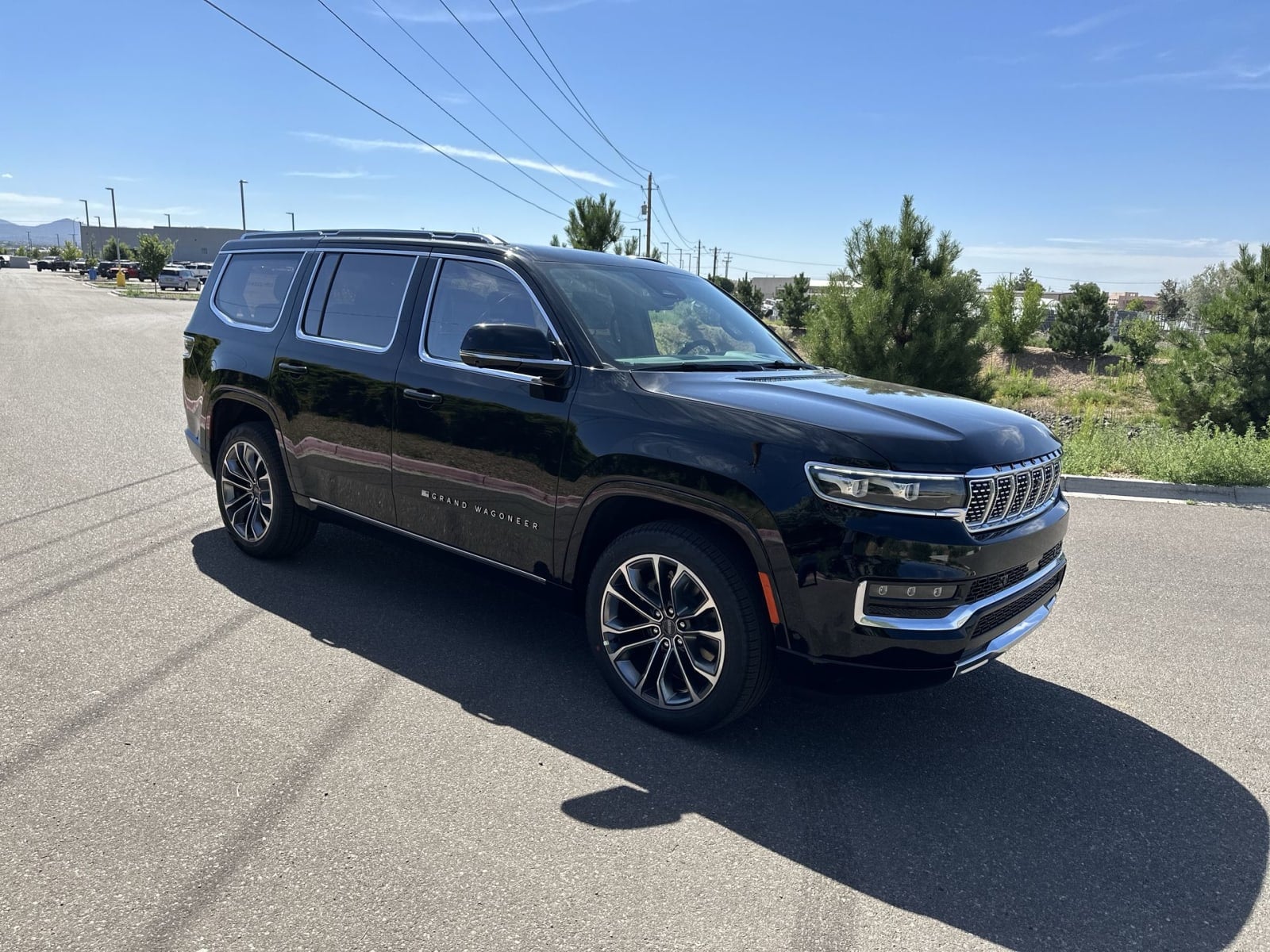 2023 Jeep Grand Wagoneer Series III 40