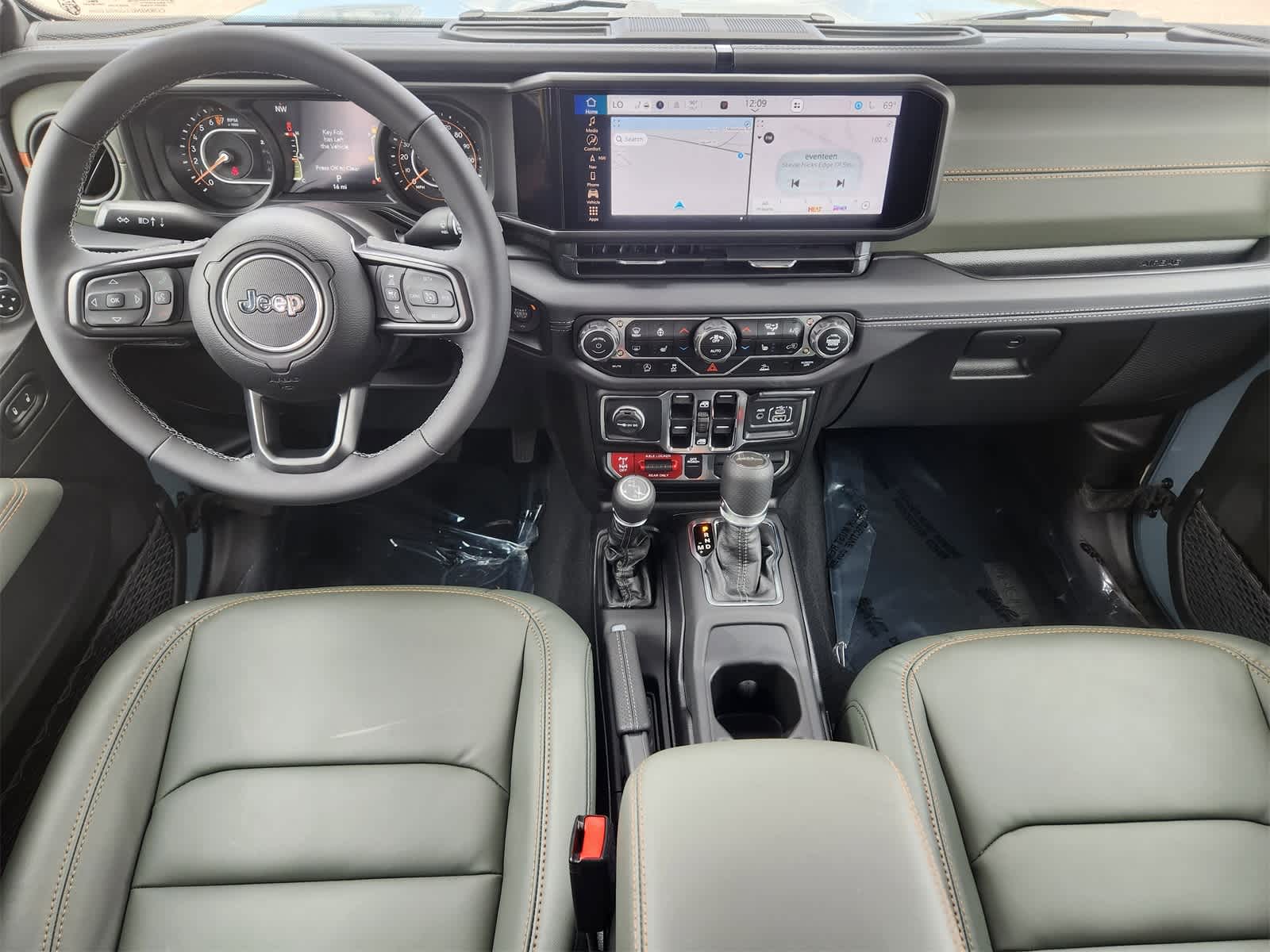 Thumbnail: 2025 Jeep Gladiator - 20