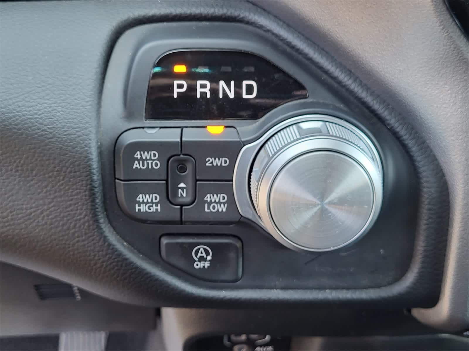 Thumbnail: 2025 RAM 1500 - 22