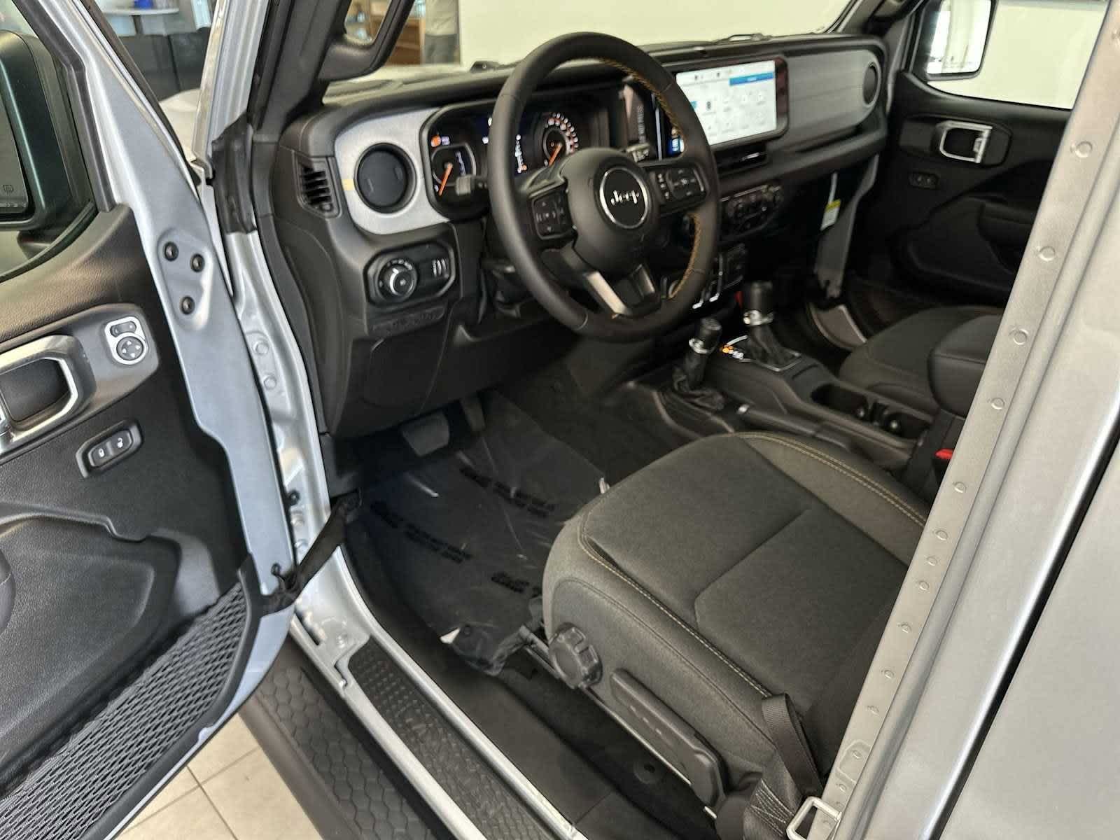 Thumbnail: 2024 Jeep Wrangler - 12