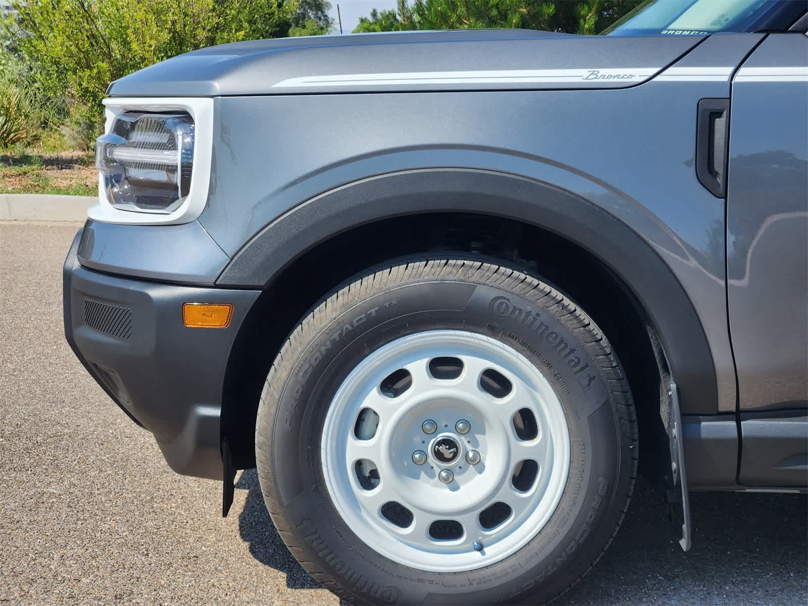 Thumbnail: 2025 Ford Bronco Sport - 9