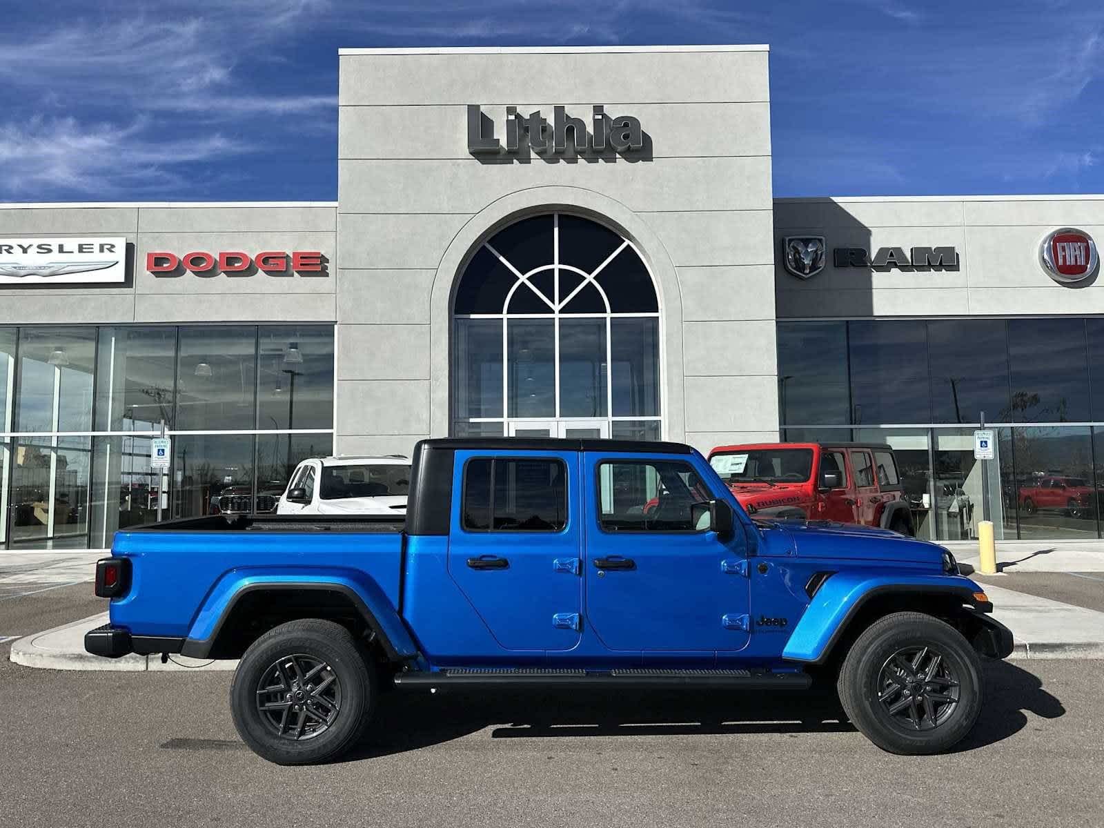 Thumbnail: 2025 Jeep Gladiator - 35