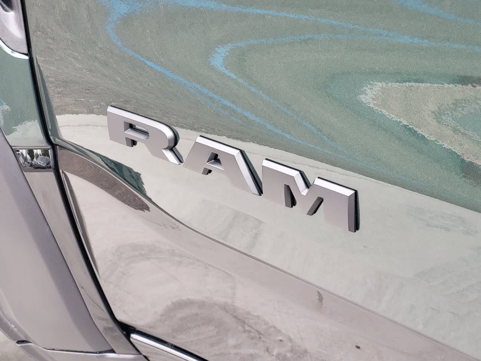 Thumbnail: 2026 RAM 1500 - 9
