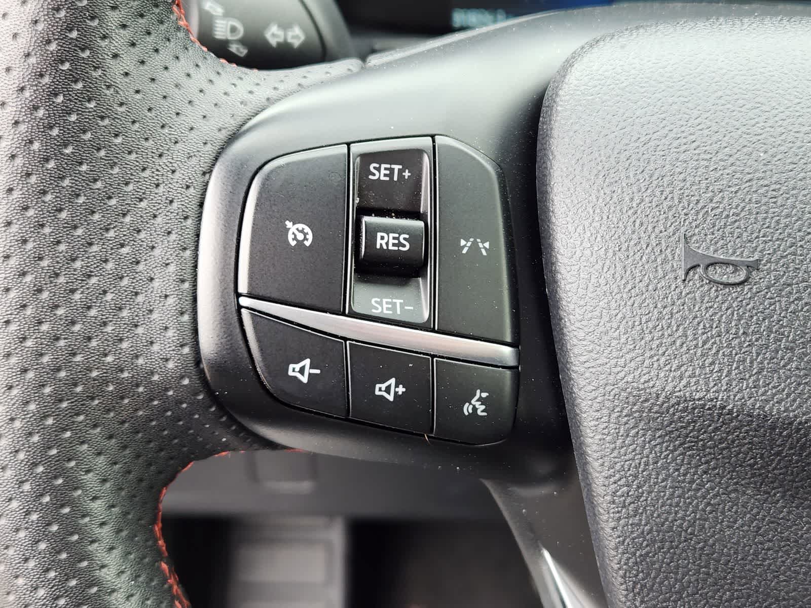 Thumbnail: 2023 Ford Escape - 16