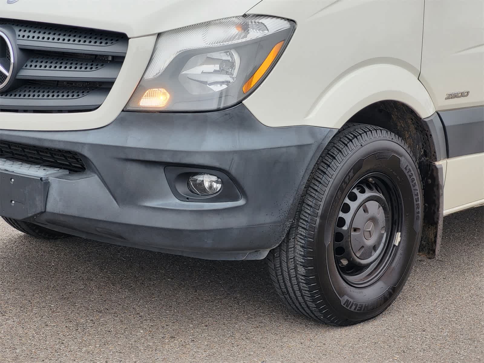 Thumbnail: 2015 Mercedes-Benz Sprinter - 8