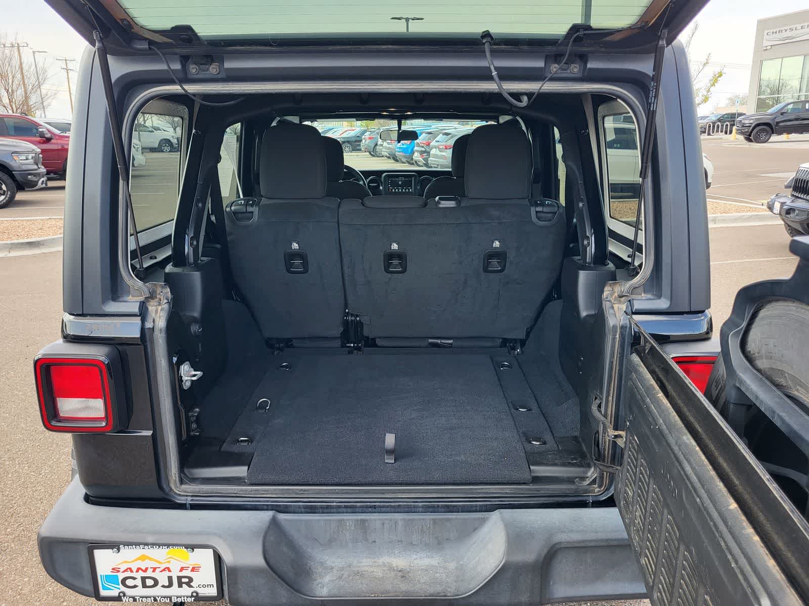 Thumbnail: 2020 Jeep Wrangler - 30