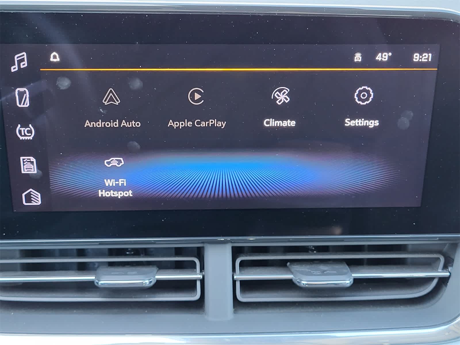 Thumbnail: 2025 Chevrolet Trax - 17