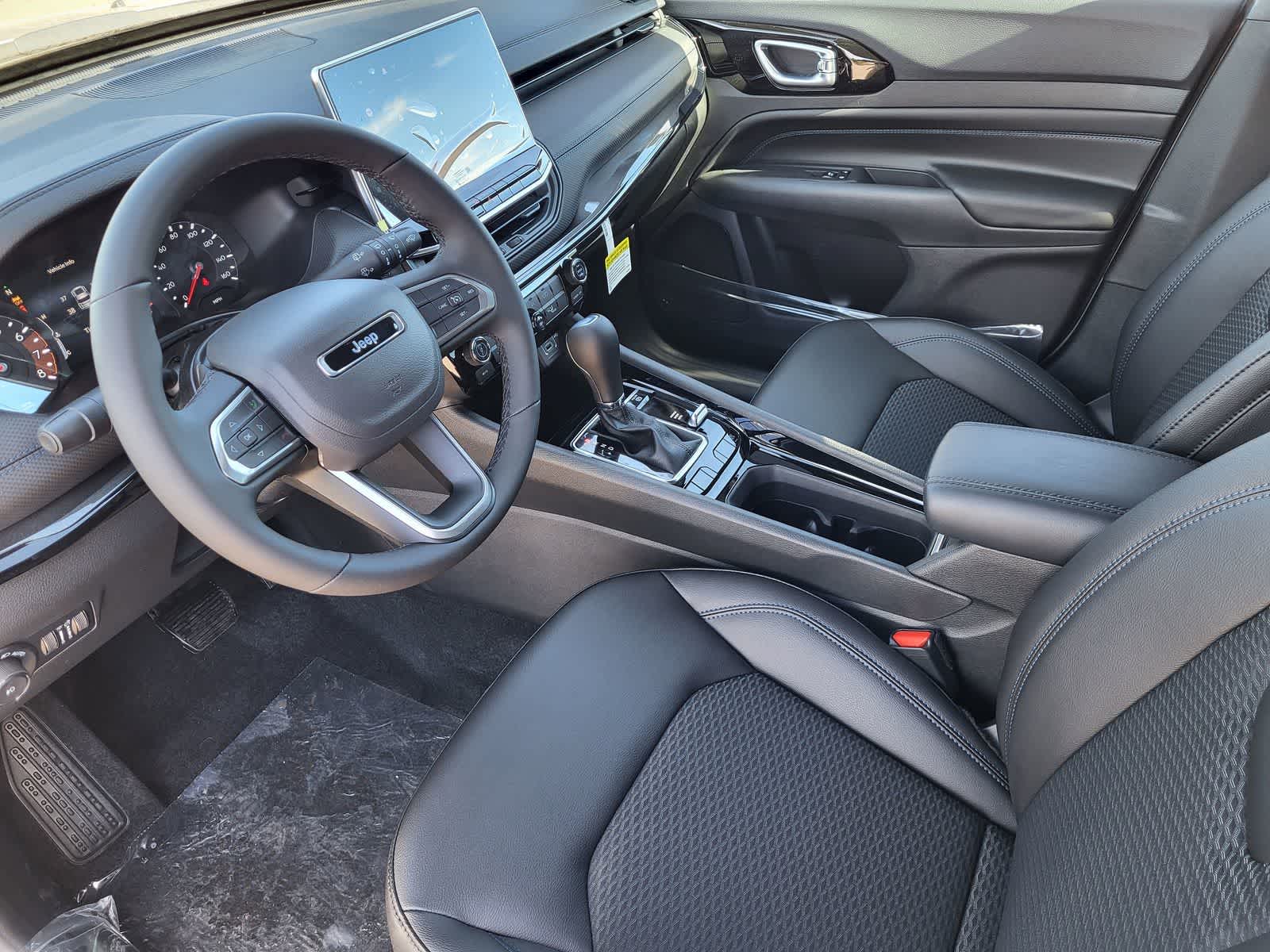 Thumbnail: 2026 Jeep Compass - 9