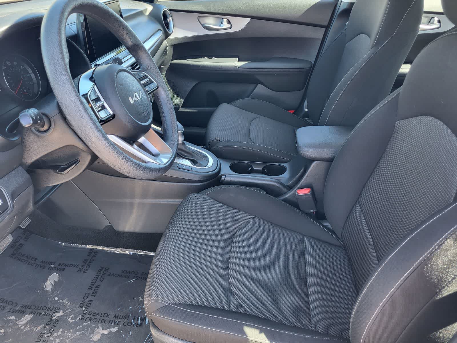 Thumbnail: 2024 Kia Forte - 25