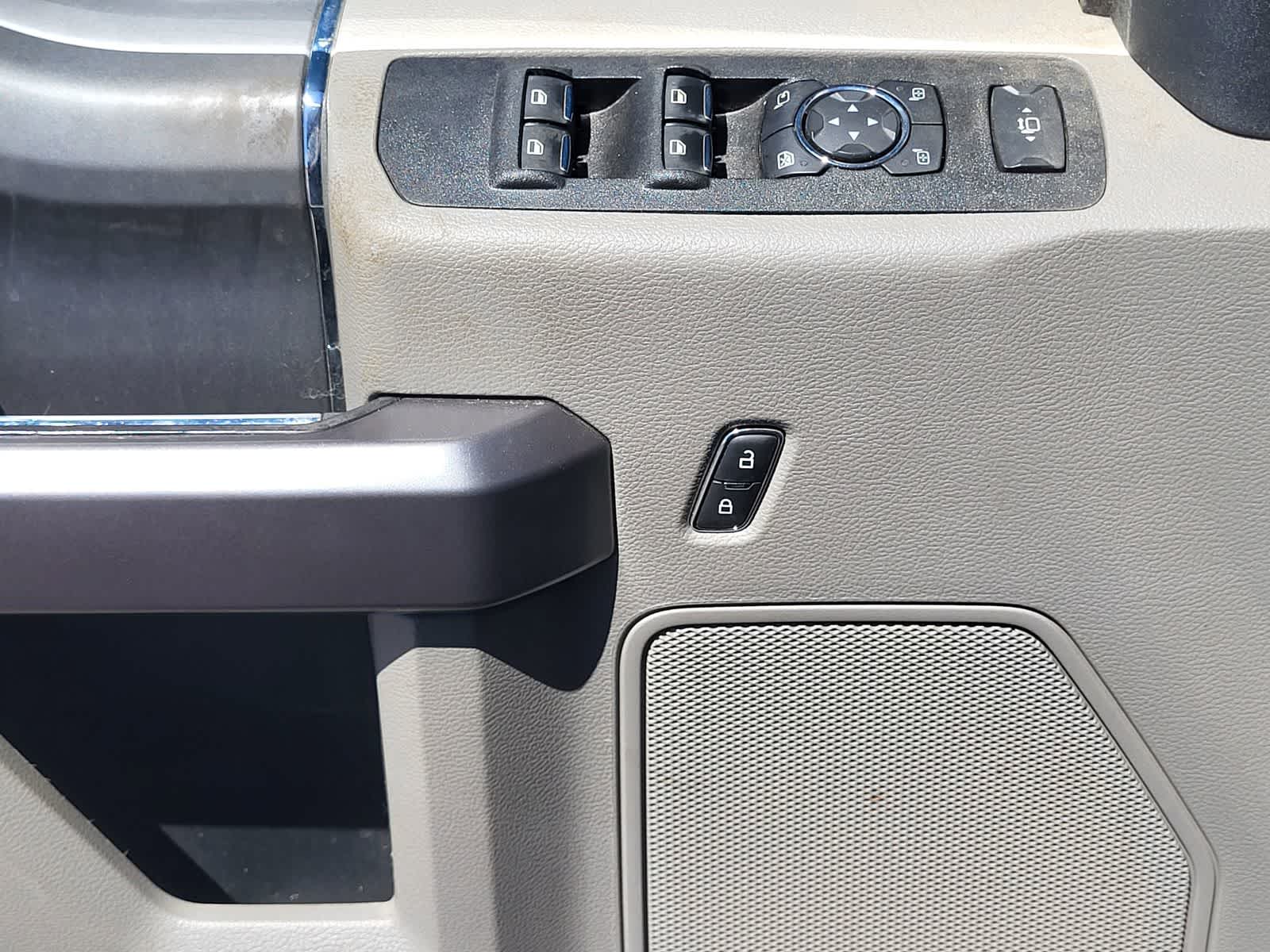 Thumbnail: 2021 Ford F-250 - 15