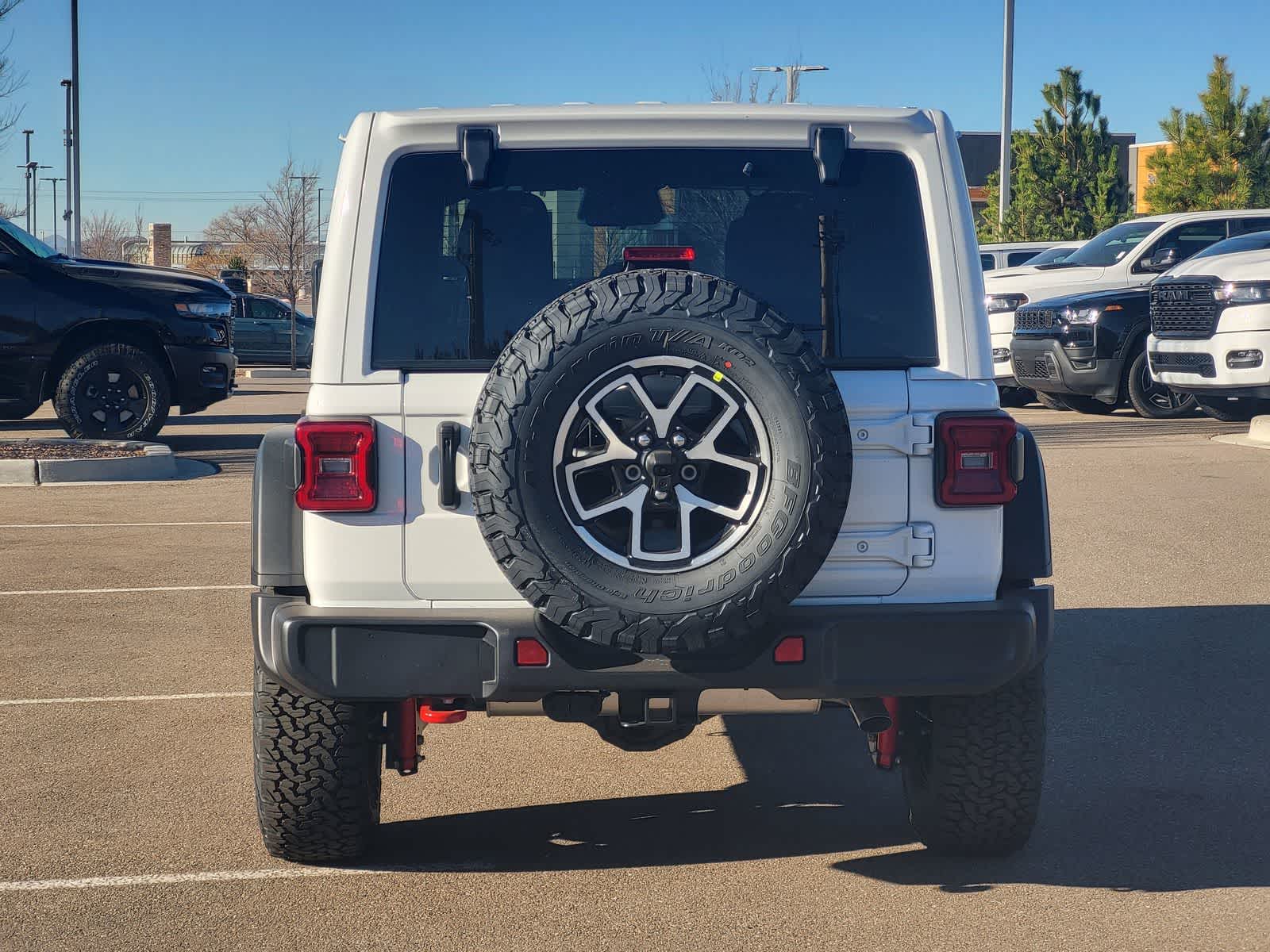 Thumbnail: 2026 Jeep Wrangler - 5
