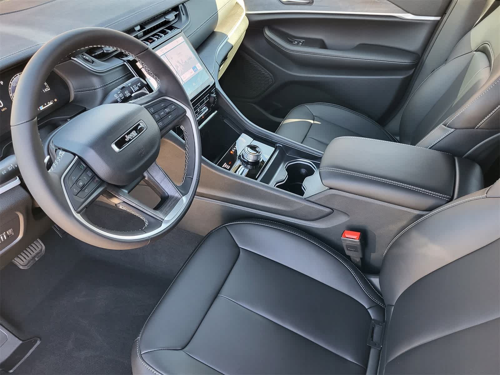 Thumbnail: 2025 Jeep Grand Cherokee - 9