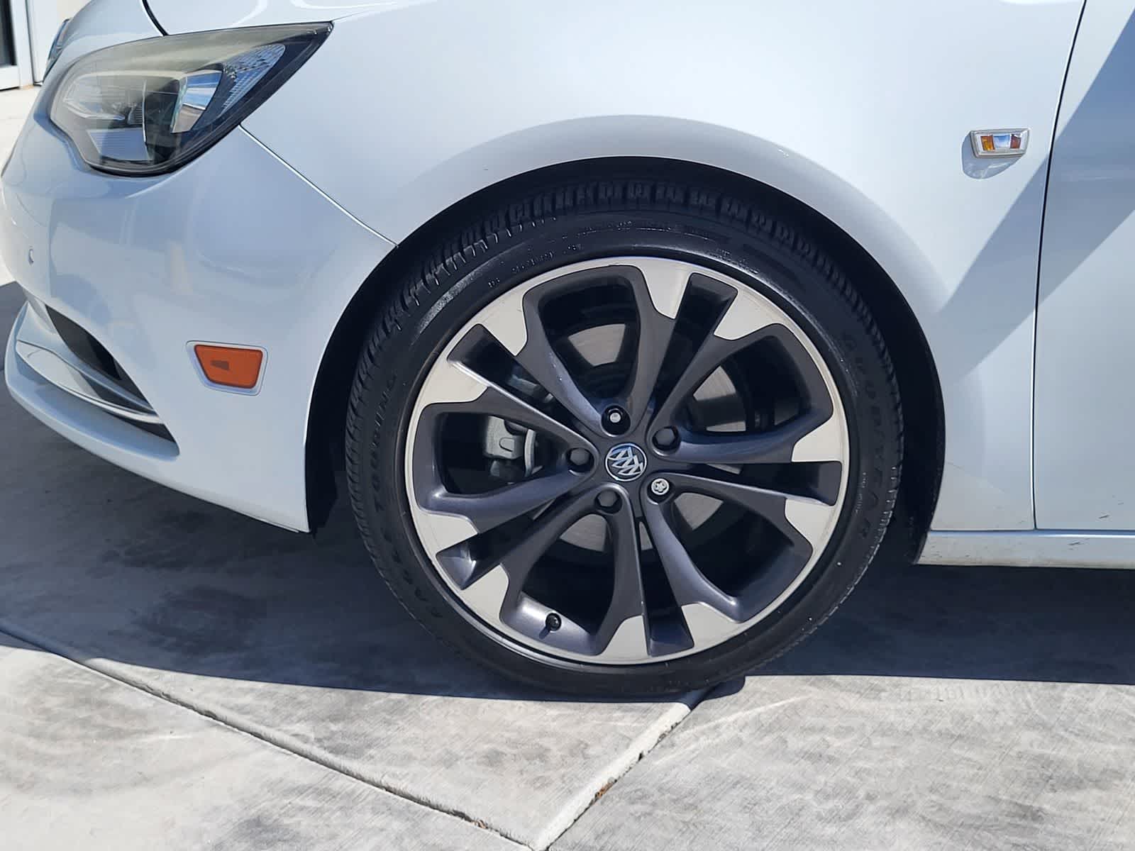 Thumbnail: 2019 Buick Cascada - 8