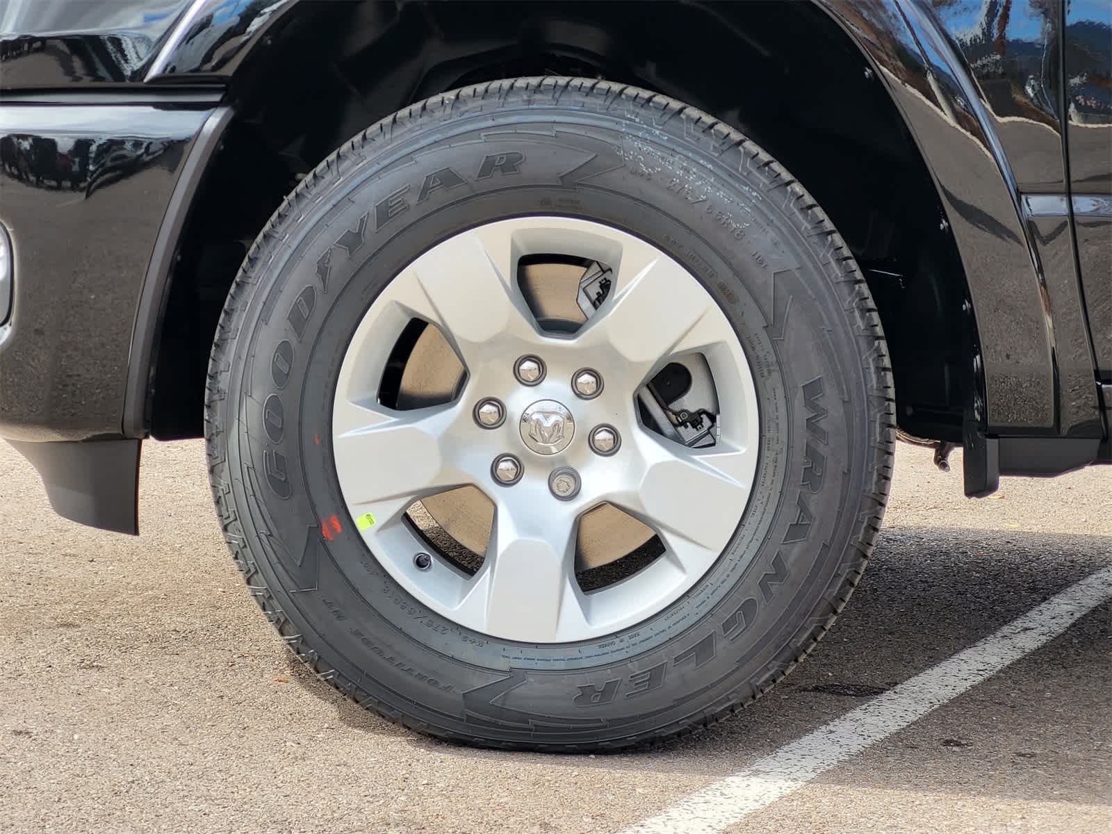 Thumbnail: 2026 RAM 1500 - 7