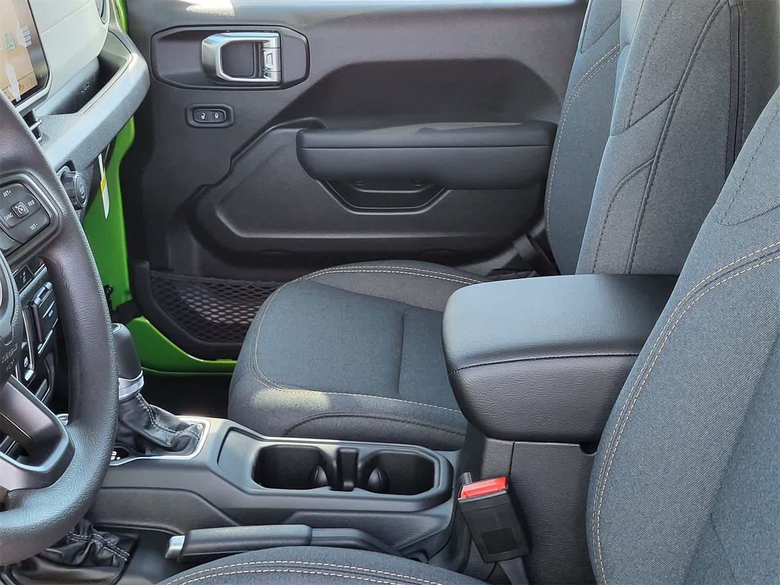 Thumbnail: 2026 Jeep Wrangler - 18