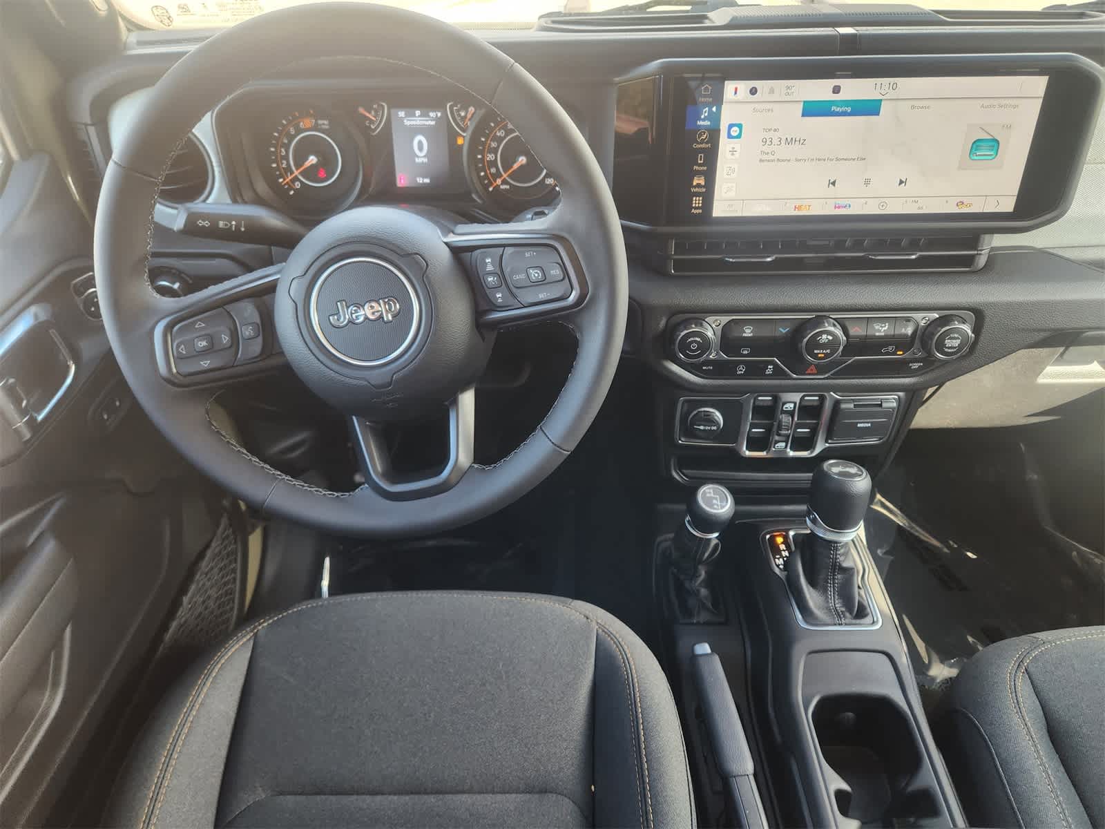 Thumbnail: 2025 Jeep Wrangler - 22