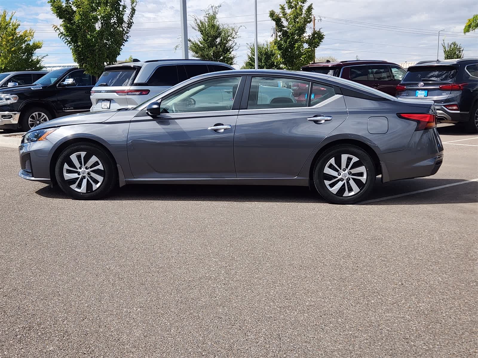 Thumbnail: 2024 Nissan Altima - 3