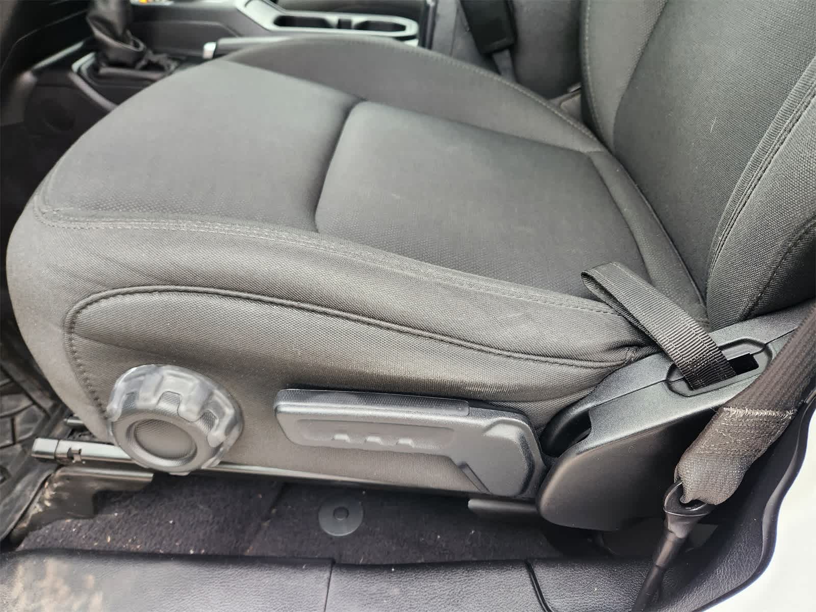 Thumbnail: 2021 Jeep Wrangler - 12