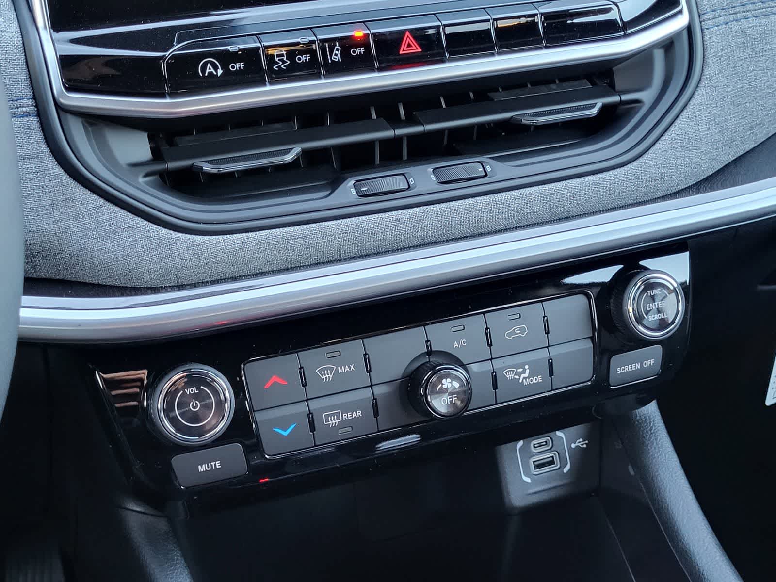 Thumbnail: 2026 Jeep Compass - 12