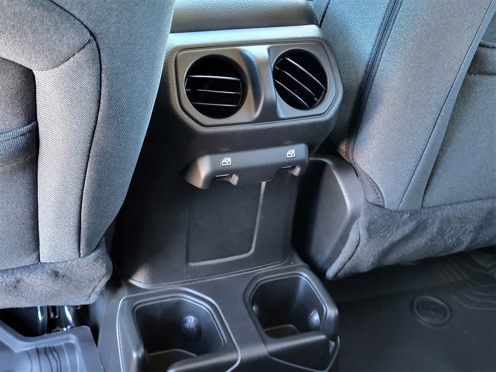 Thumbnail: 2026 Jeep Wrangler - 19