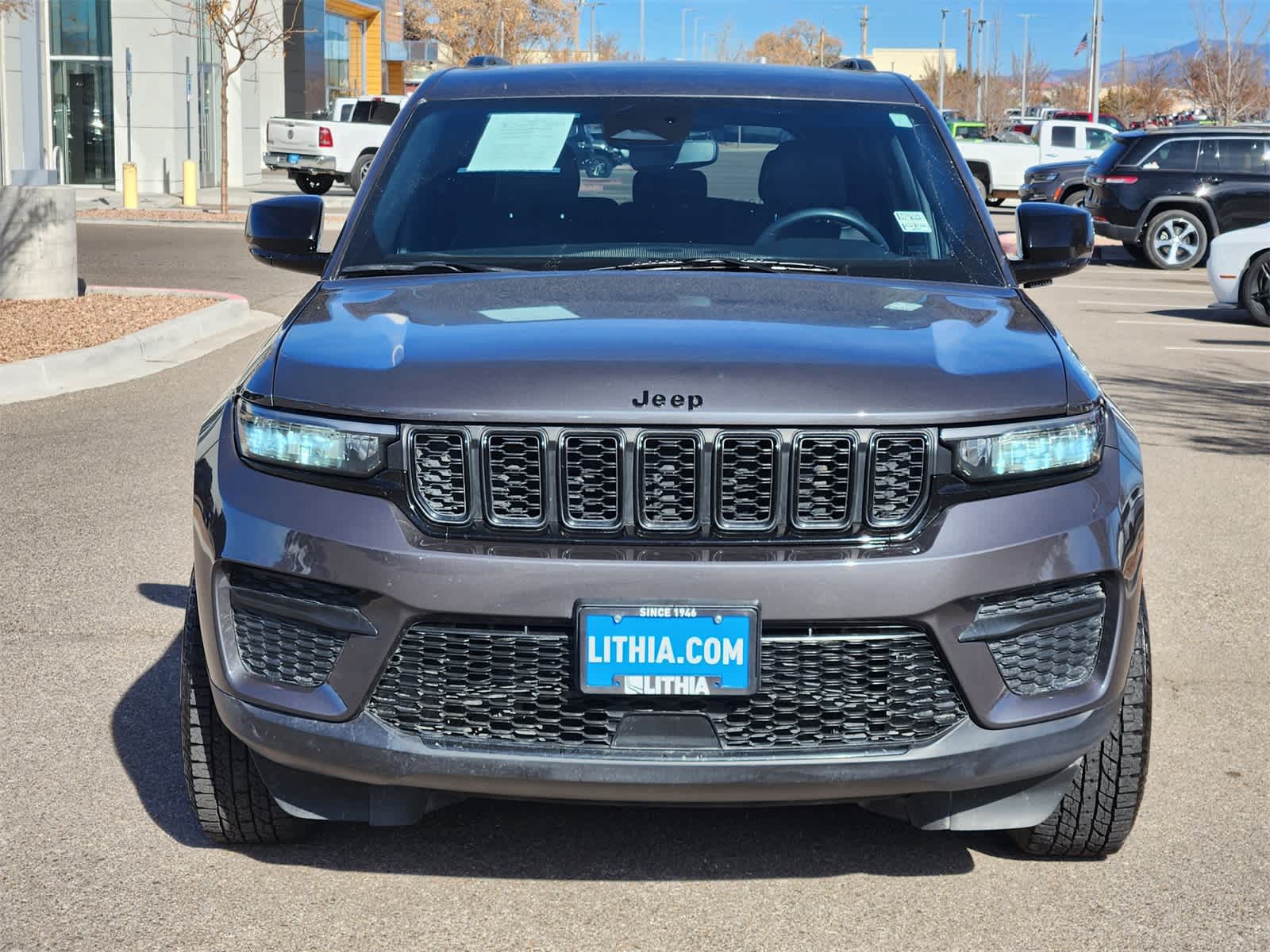 Thumbnail: 2023 Jeep Grand Cherokee - 3