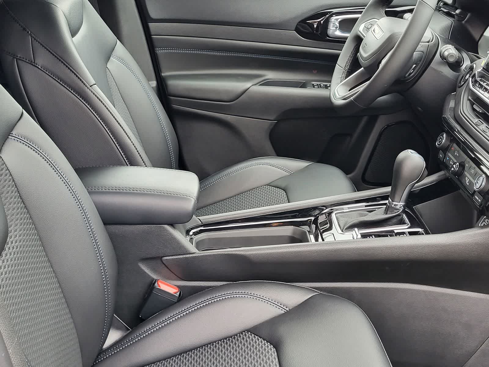 Thumbnail: 2026 Jeep Compass - 22