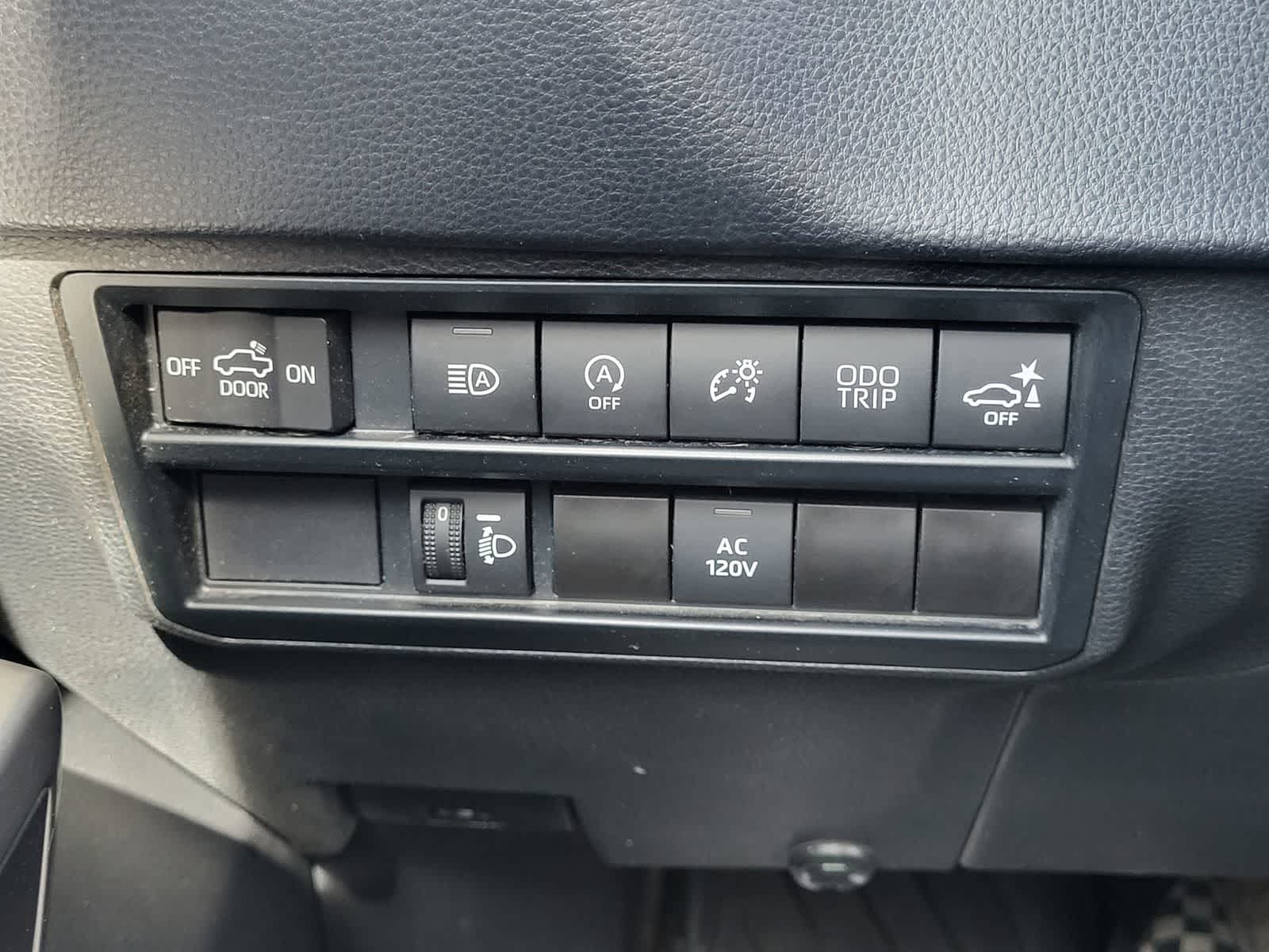 Thumbnail: 2024 Toyota Tundra - 15