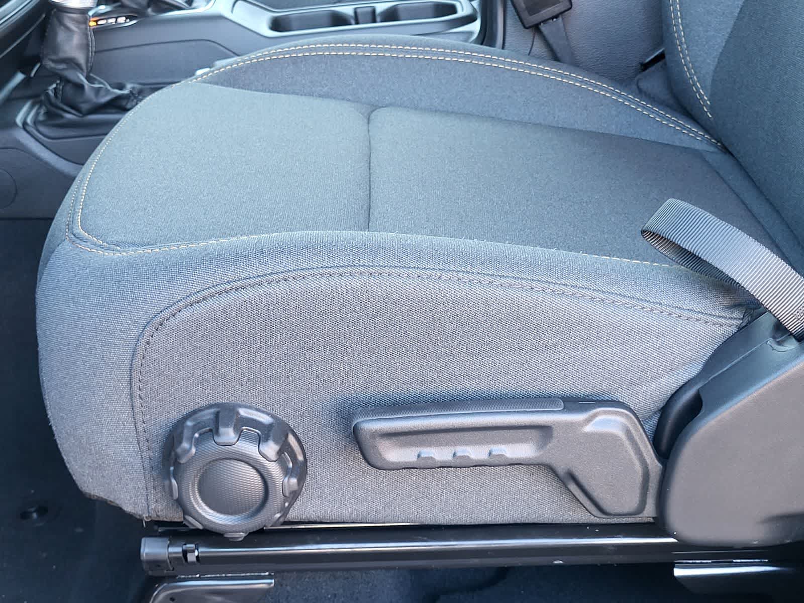 Thumbnail: 2026 Jeep Gladiator - 16