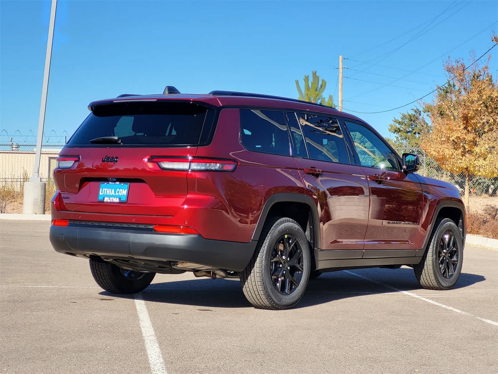 Thumbnail: 2025 Jeep Grand Cherokee L - 3