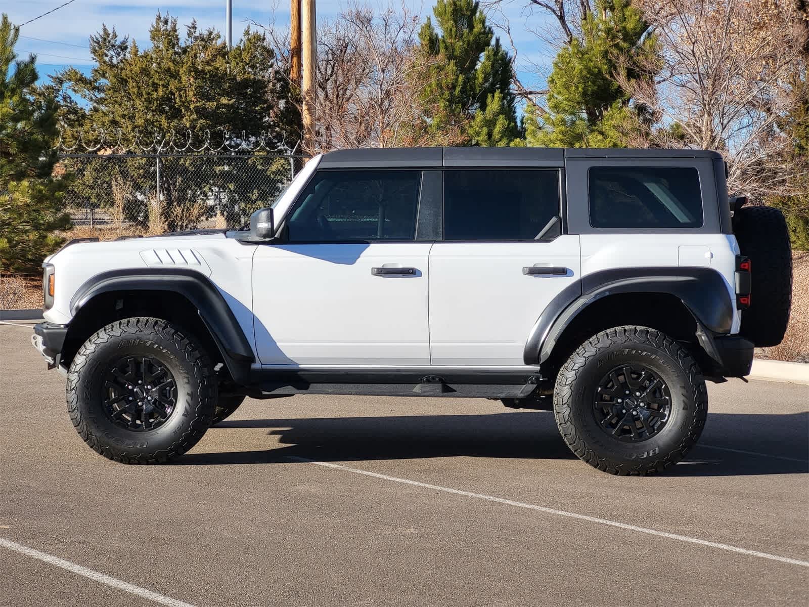 Thumbnail: 2023 Ford Bronco - 4