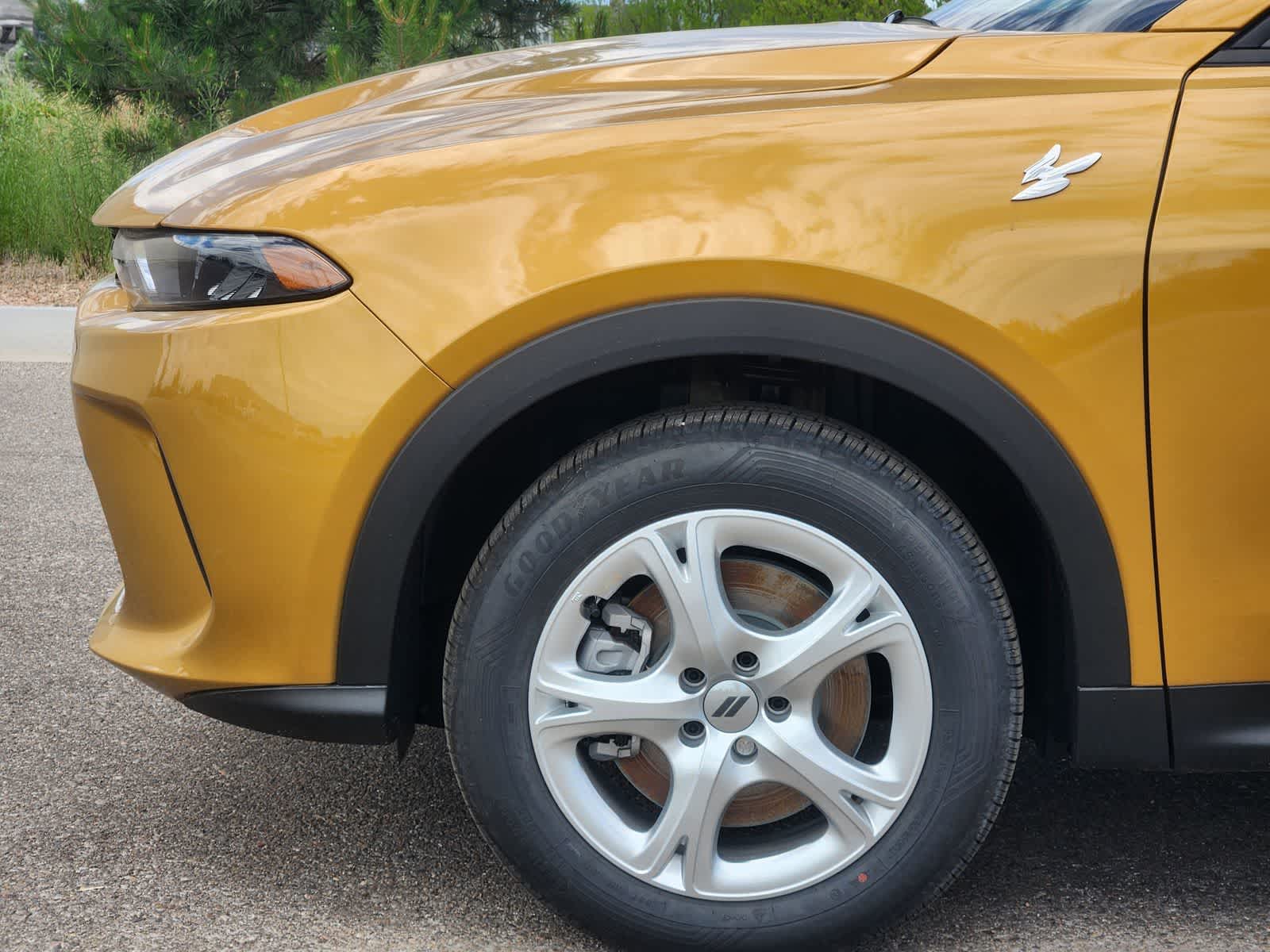 2025 Dodge Hornet GT - Photo 9