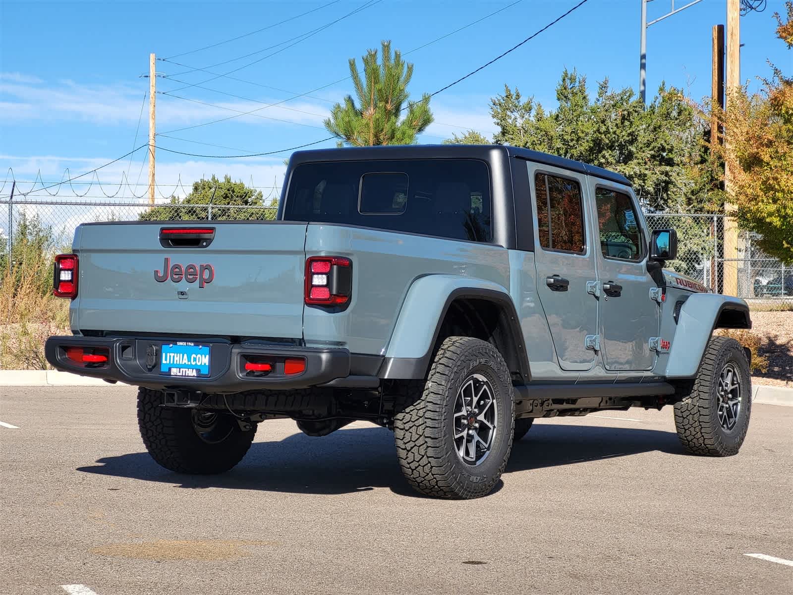 Thumbnail: 2025 Jeep Gladiator - 3