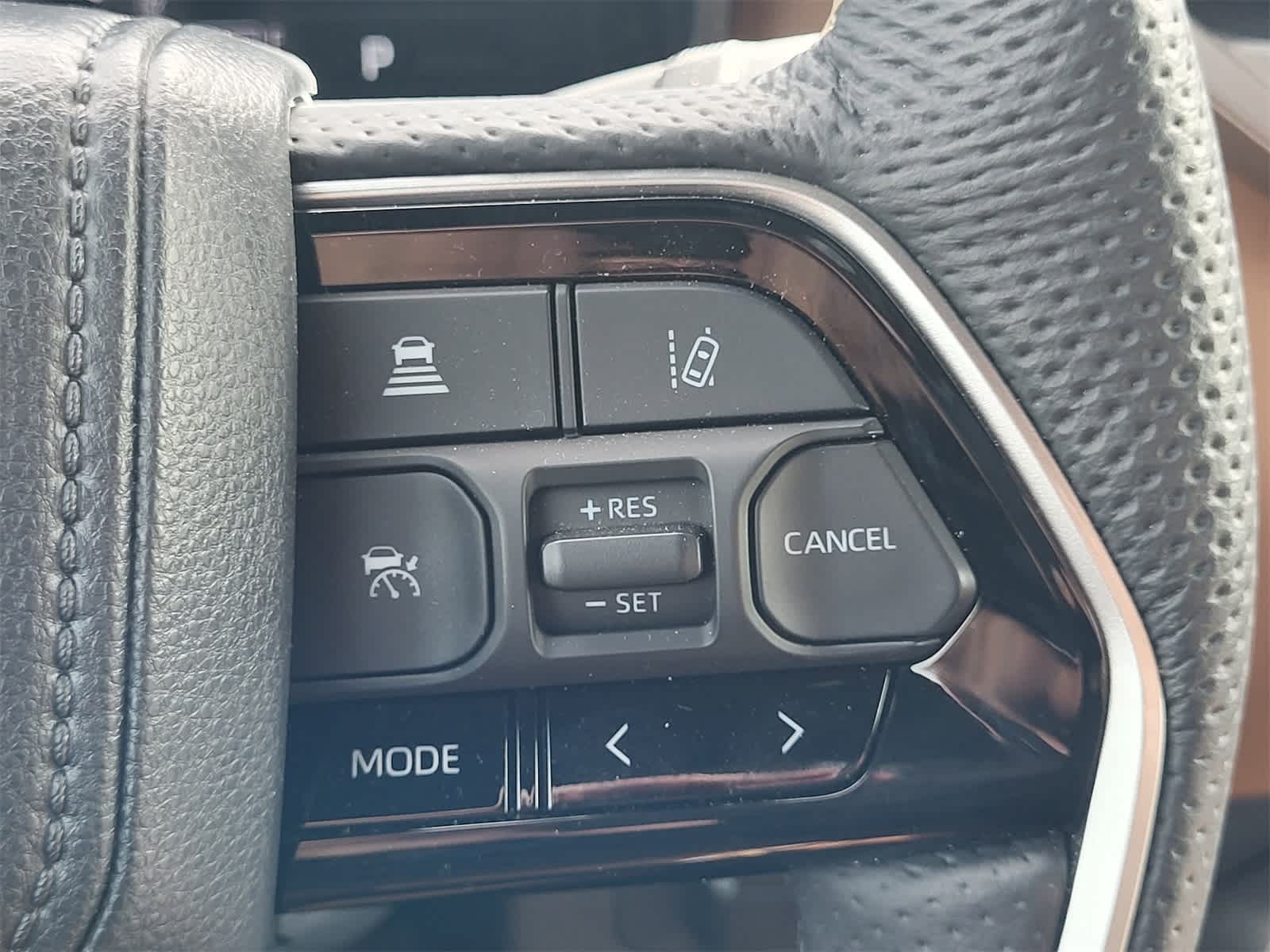 Thumbnail: 2025 Toyota Tundra - 16