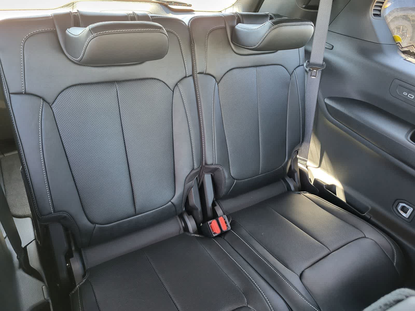 Thumbnail: 2026 Jeep Grand Cherokee L - 22