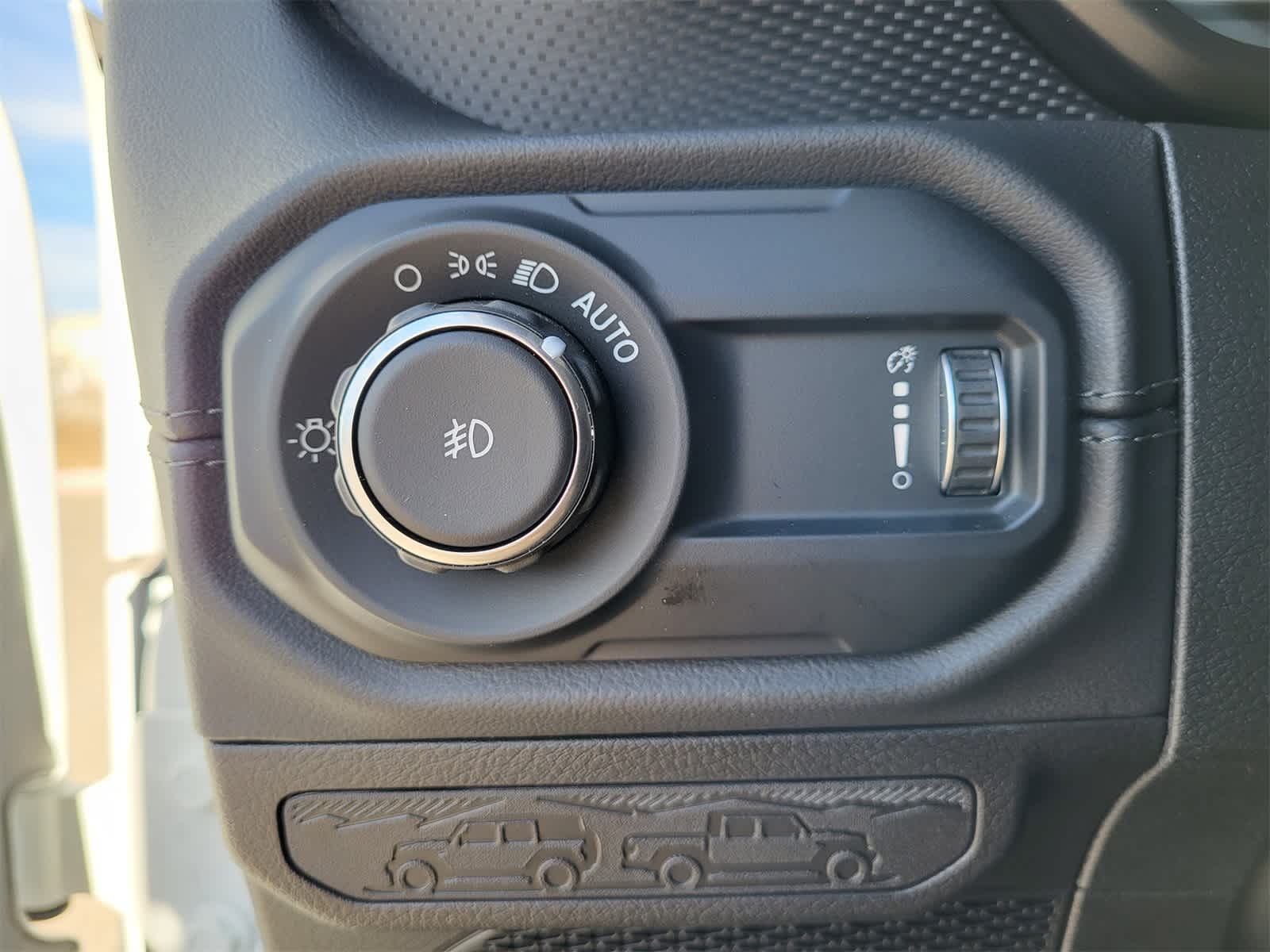 Thumbnail: 2024 Jeep Wrangler - 22