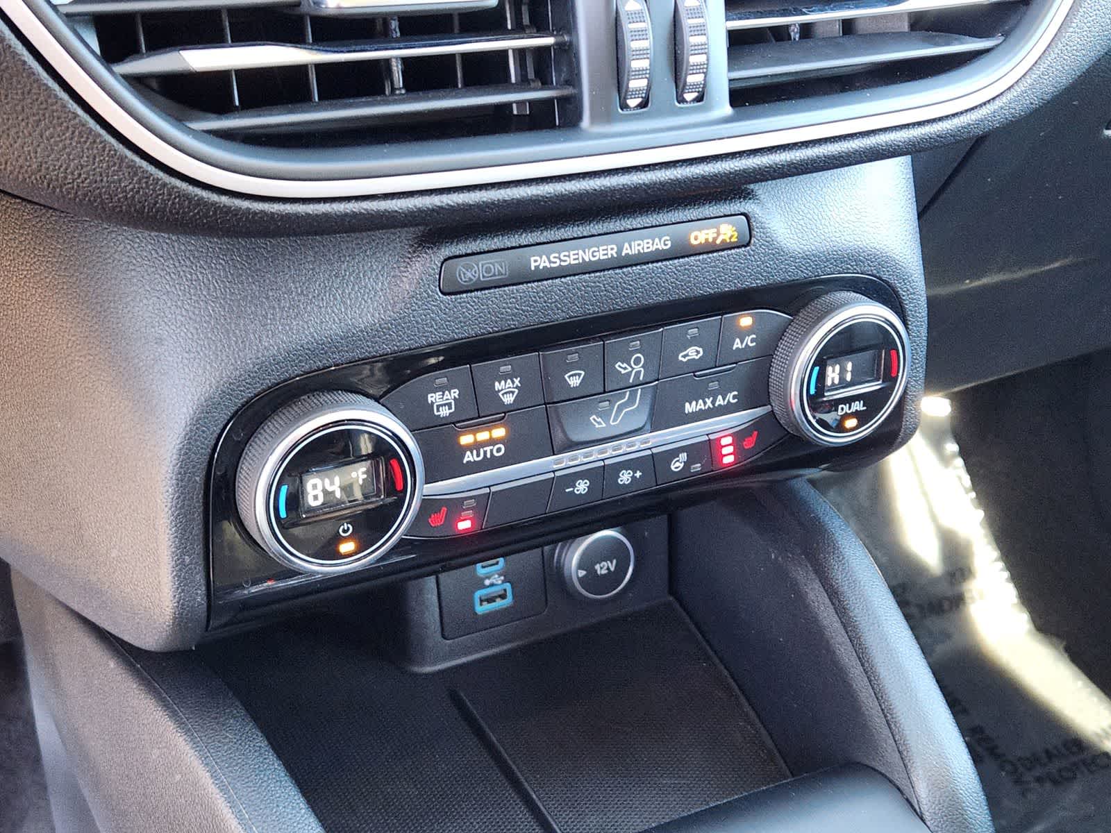 Thumbnail: 2021 Ford Escape - 20