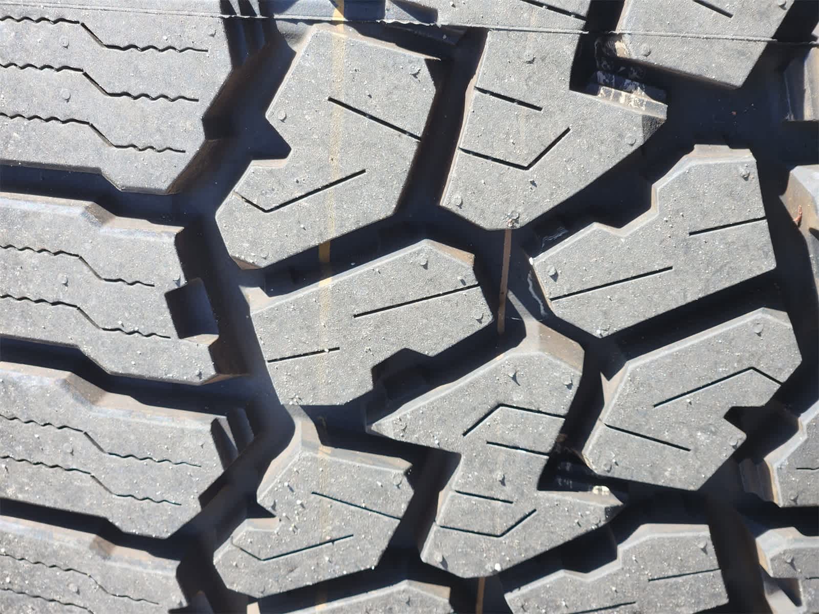 Thumbnail: 2025 Jeep Gladiator - 11