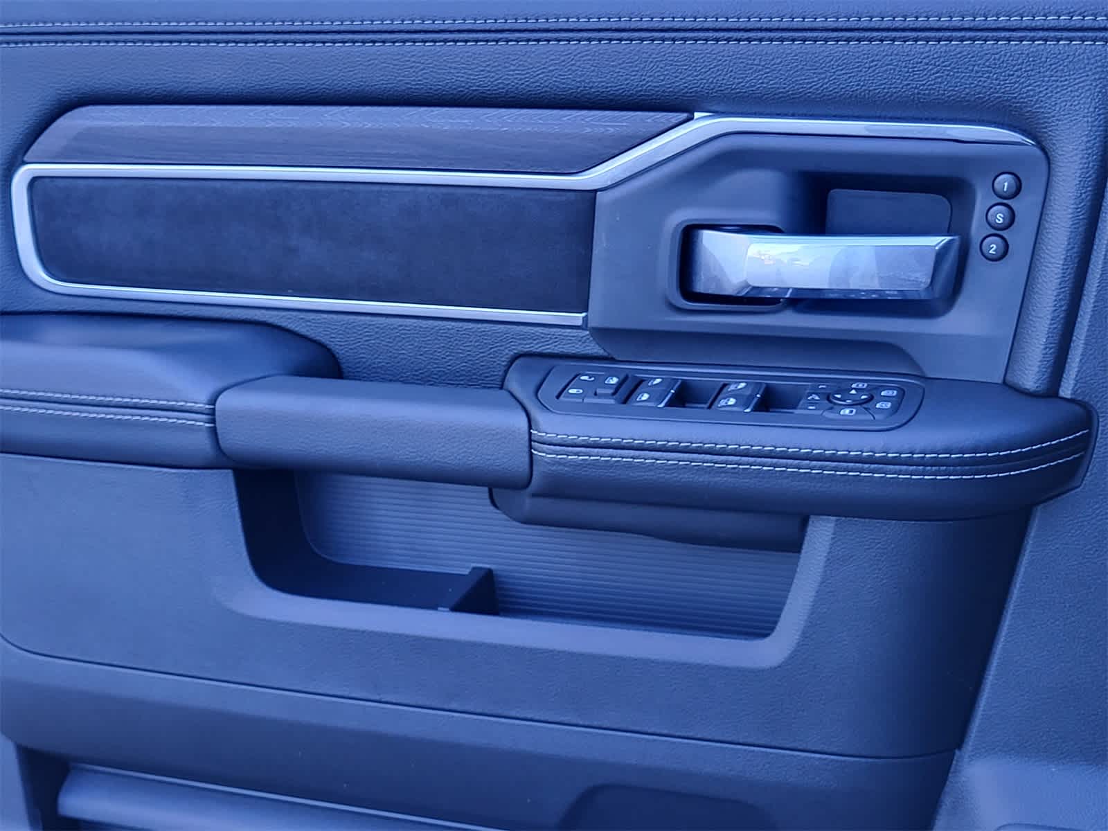 Thumbnail: 2025 RAM 2500 - 18