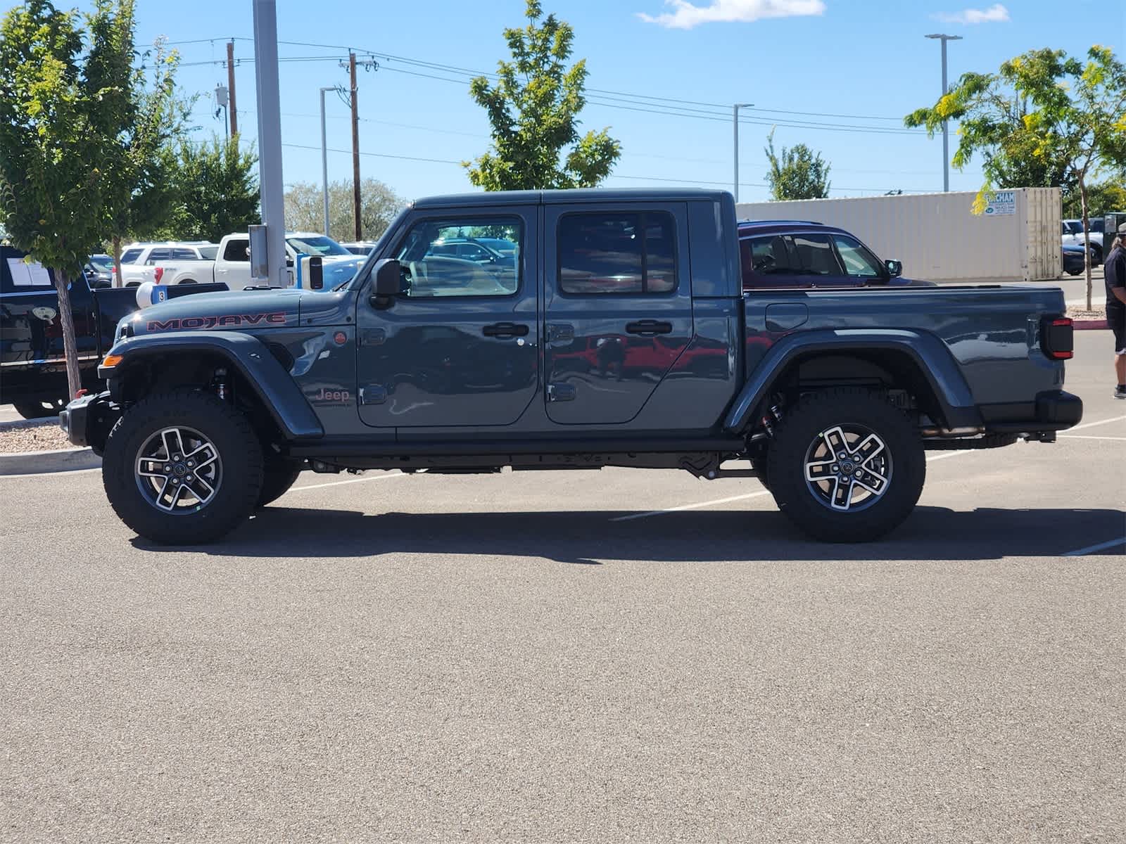 2025 Jeep Gladiator Mojave photo 4