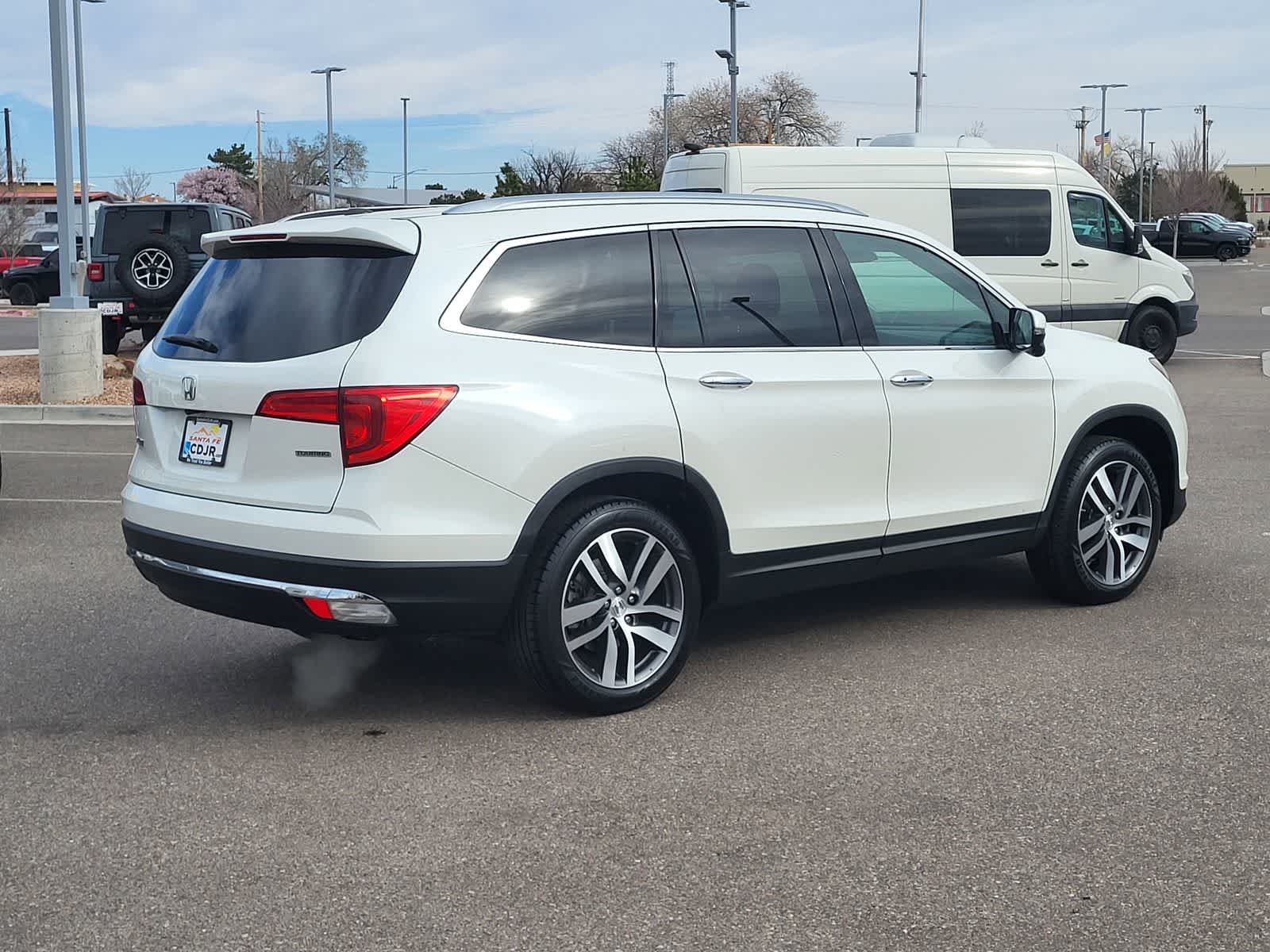 Thumbnail: 2018 Honda Pilot - 5