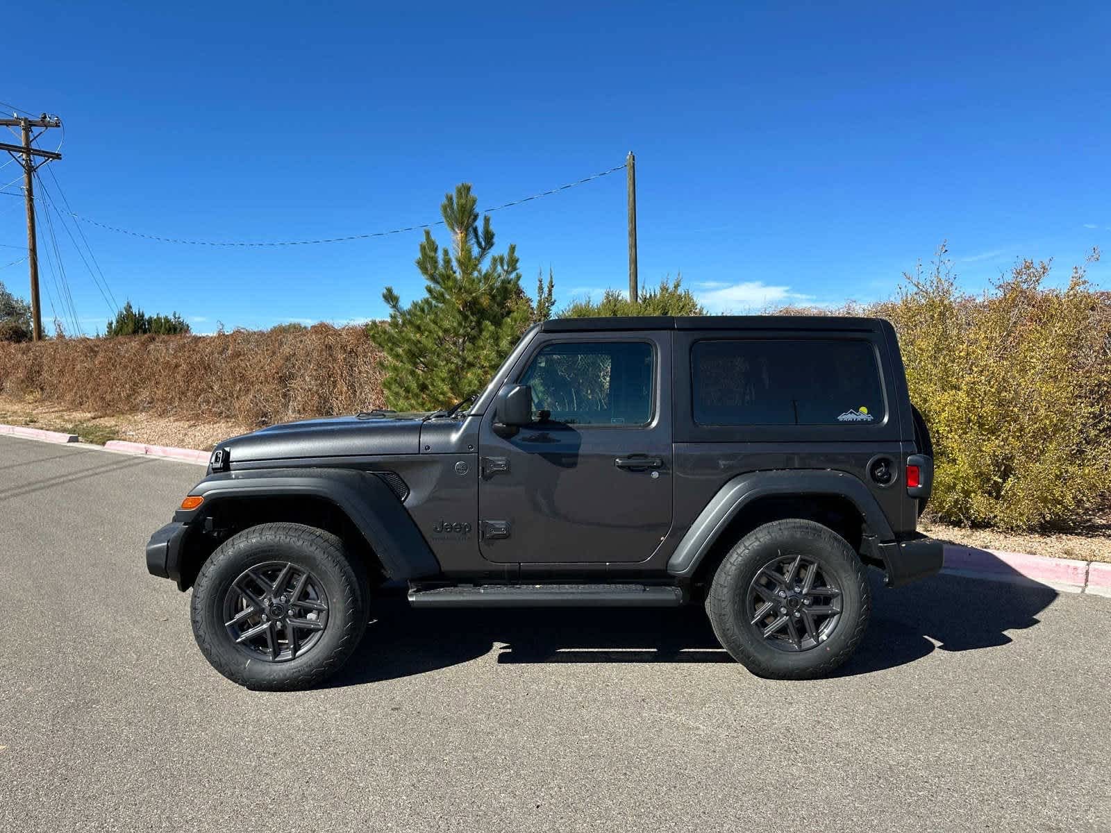 Thumbnail: 2024 Jeep Wrangler - 35