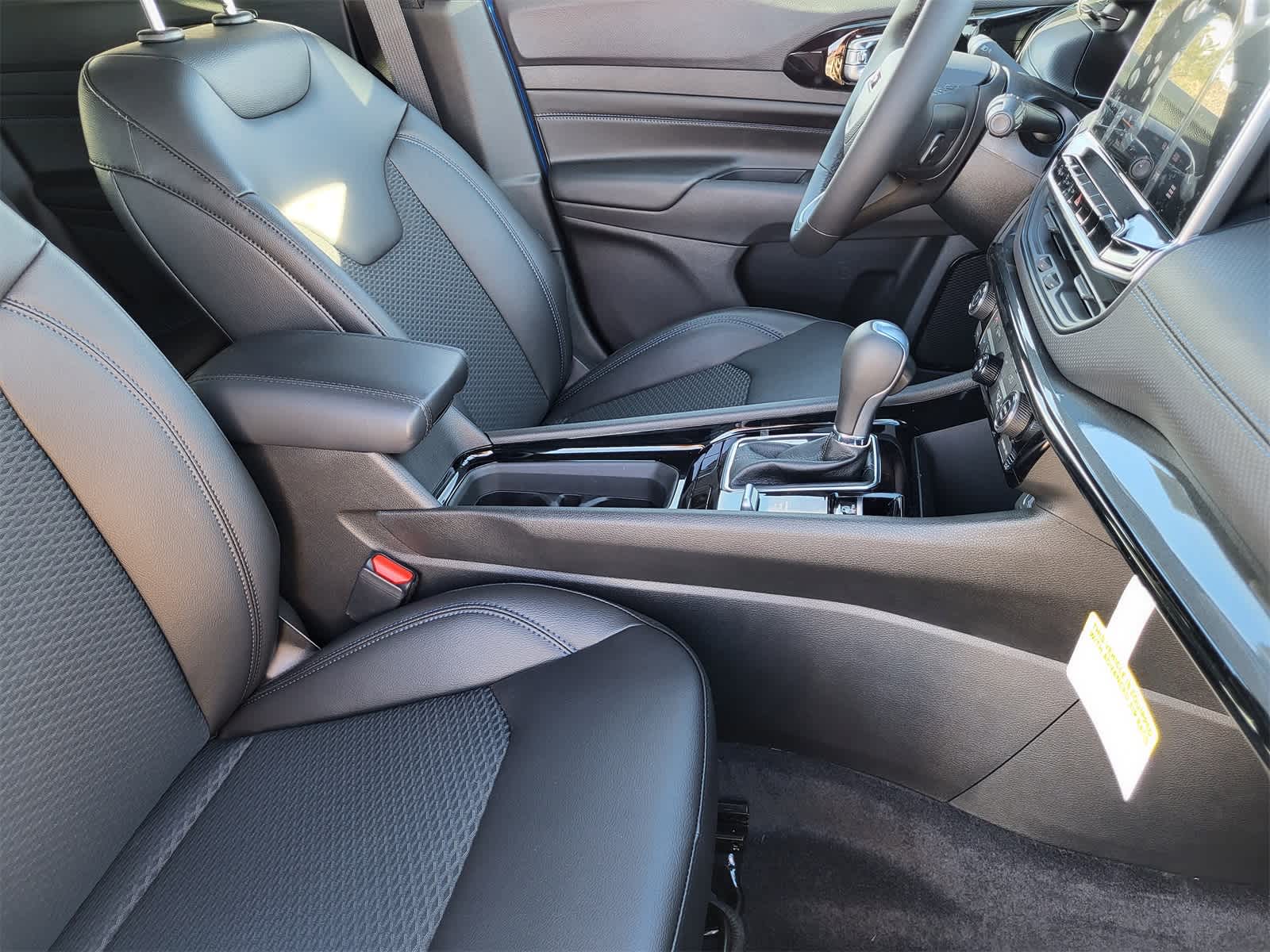 Thumbnail: 2026 Jeep Compass - 10