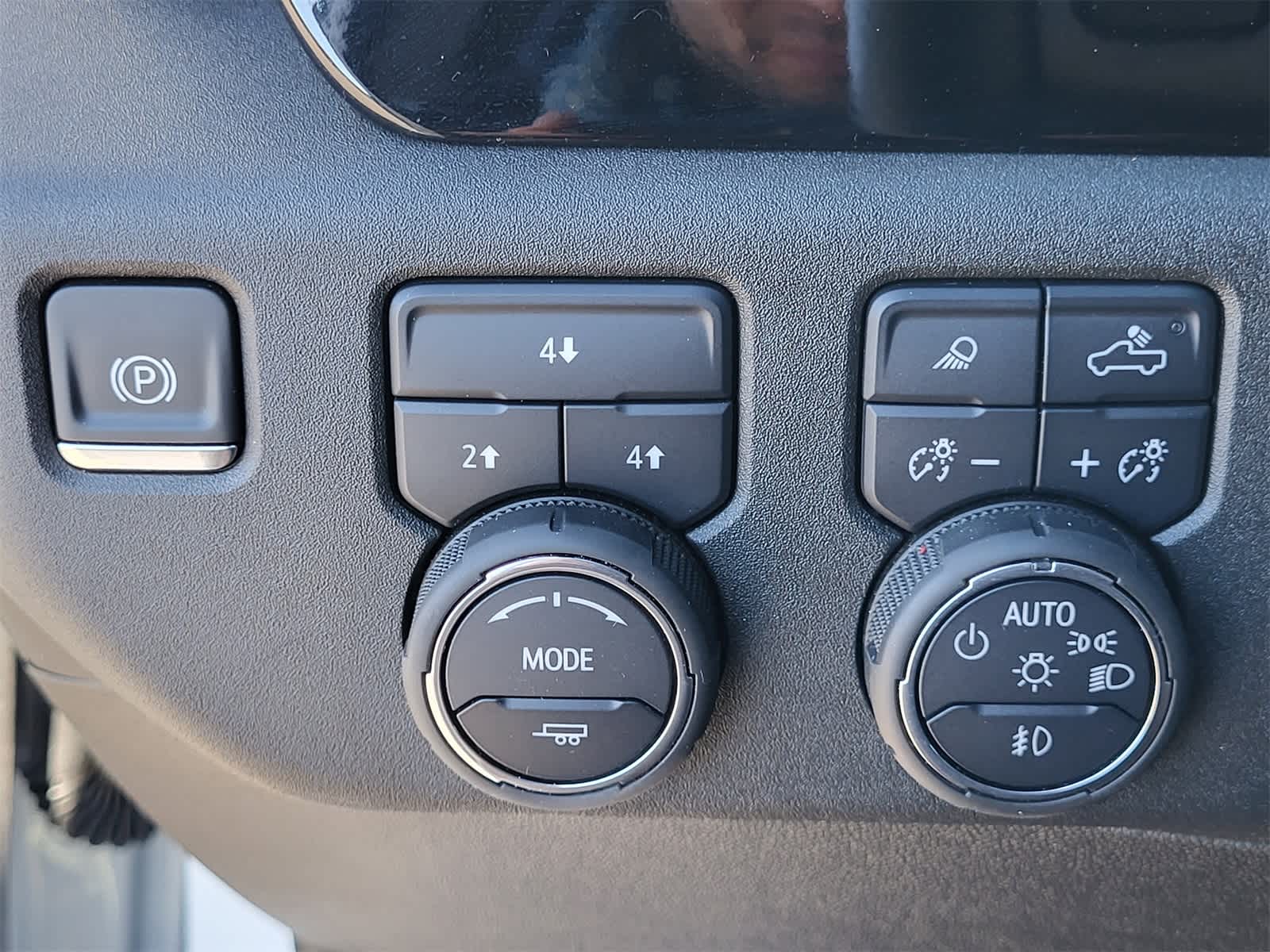 Thumbnail: 2025 Chevrolet Silverado 2500 - 19