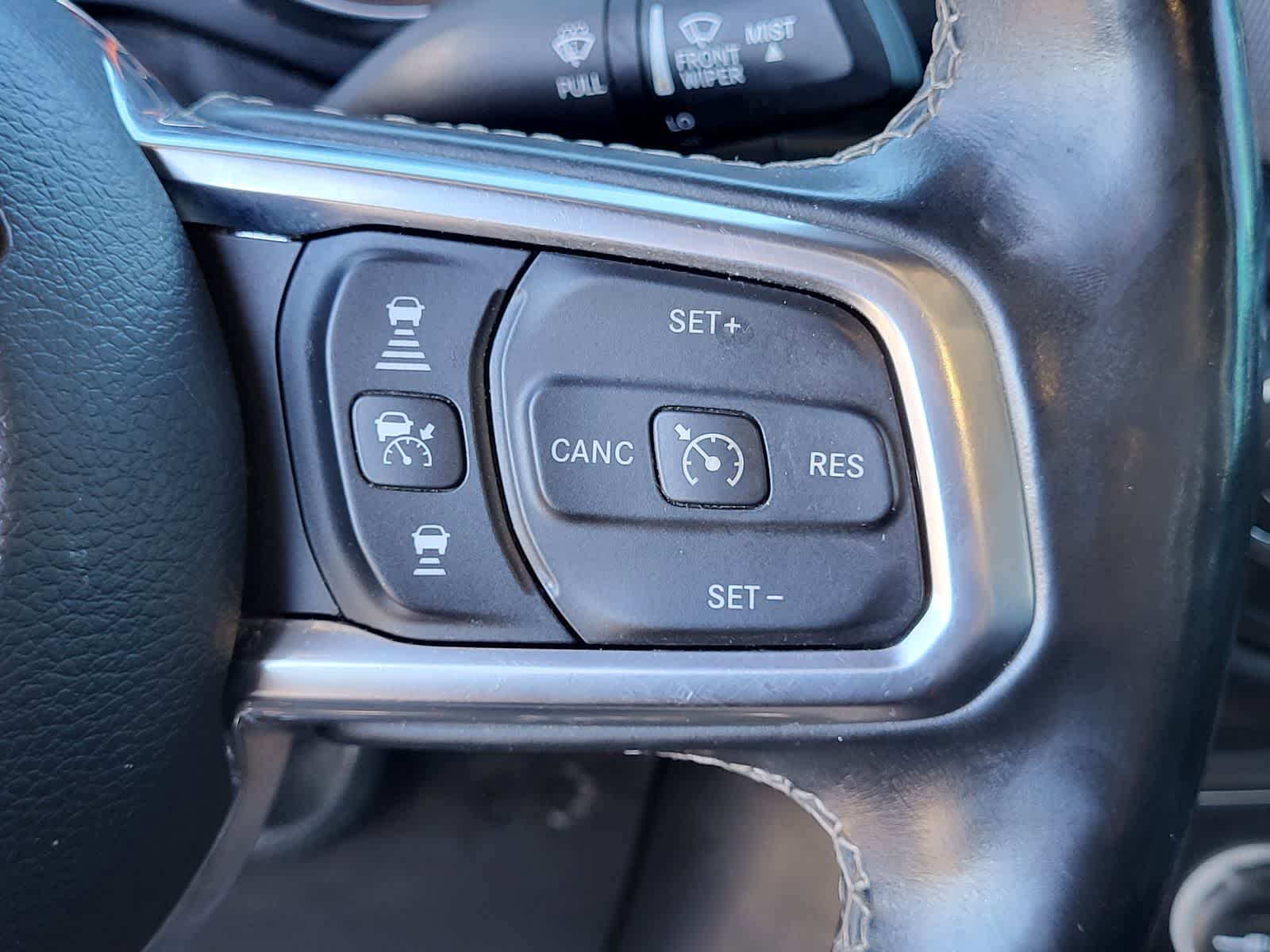 Thumbnail: 2020 Jeep Gladiator - 18