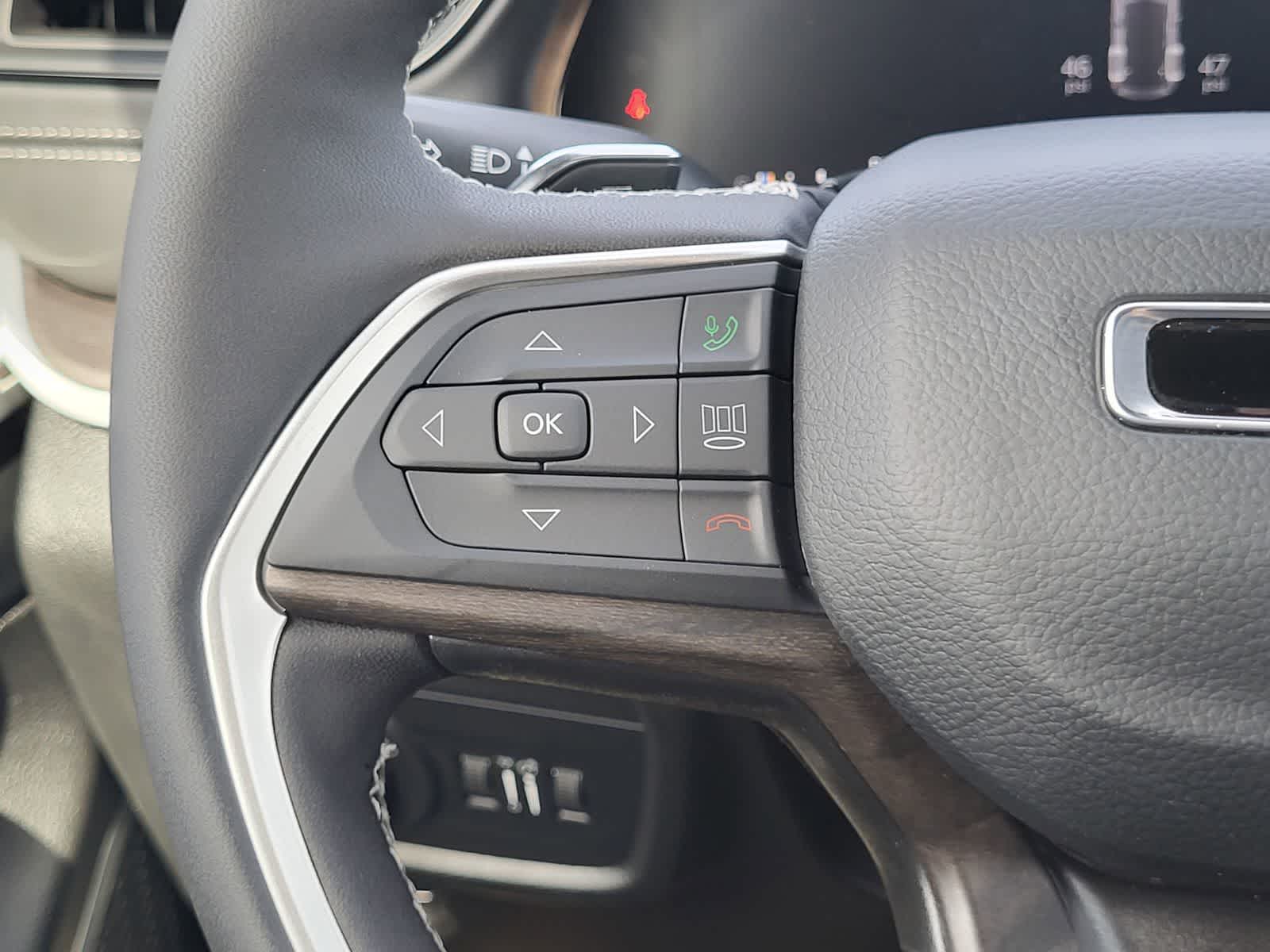 Thumbnail: 2026 Jeep Grand Cherokee - 15