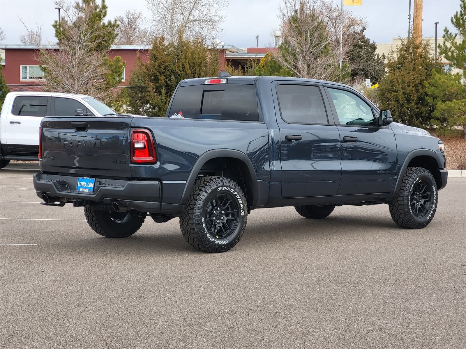Thumbnail: 2026 RAM 1500 - 4