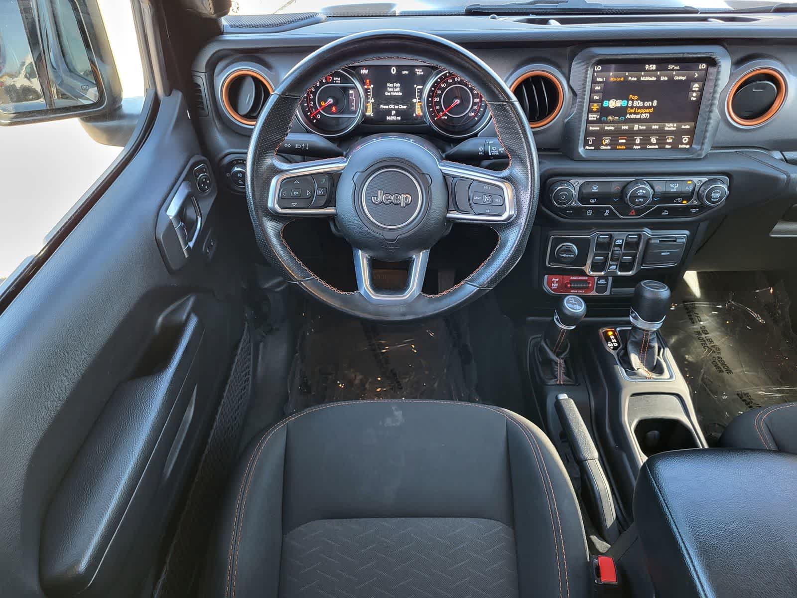 Thumbnail: 2022 Jeep Gladiator - 23