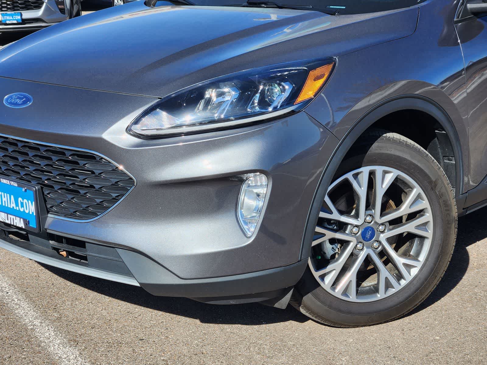 Thumbnail: 2021 Ford Escape - 2