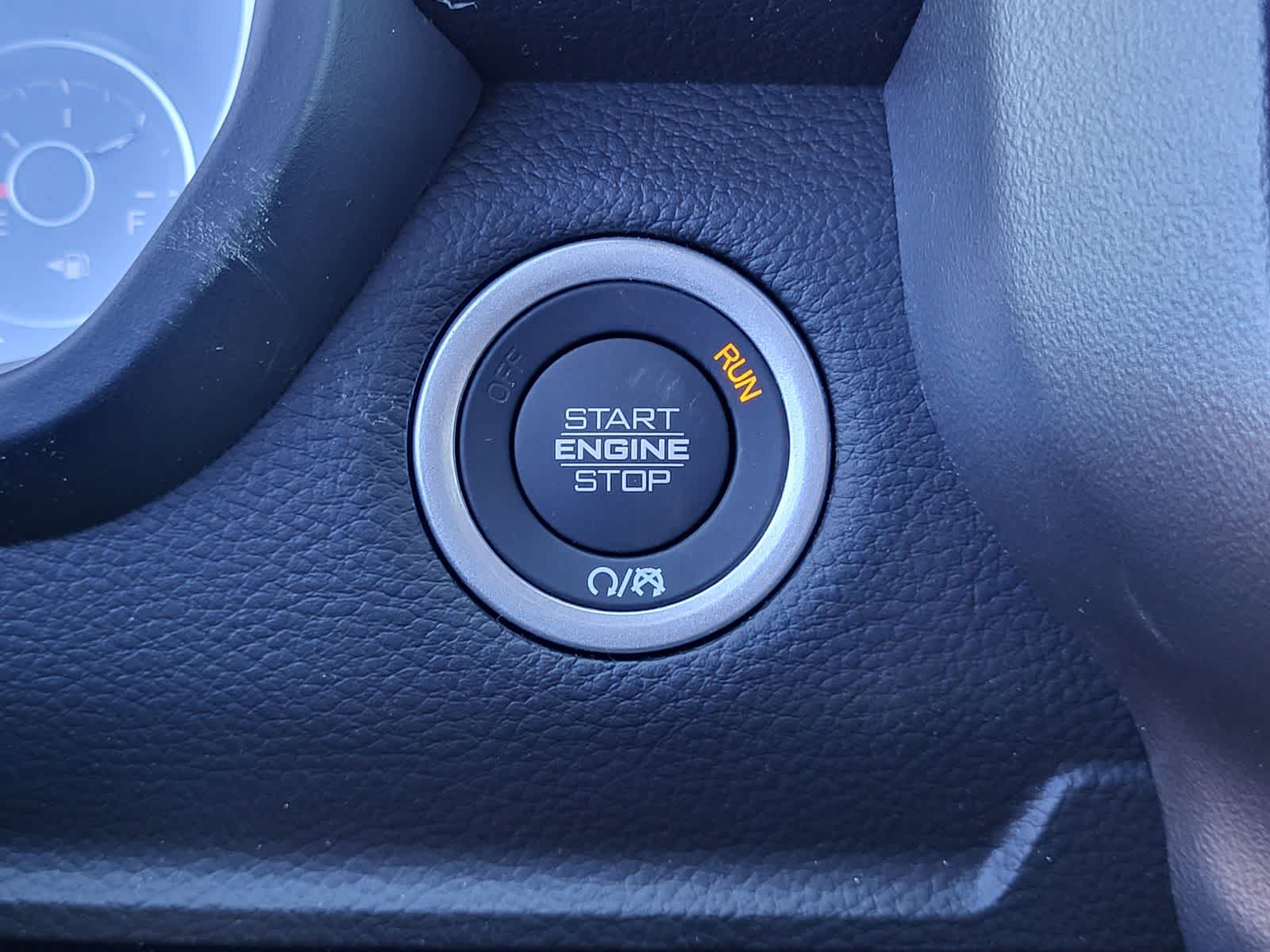 Thumbnail: 2026 RAM 1500 - 18